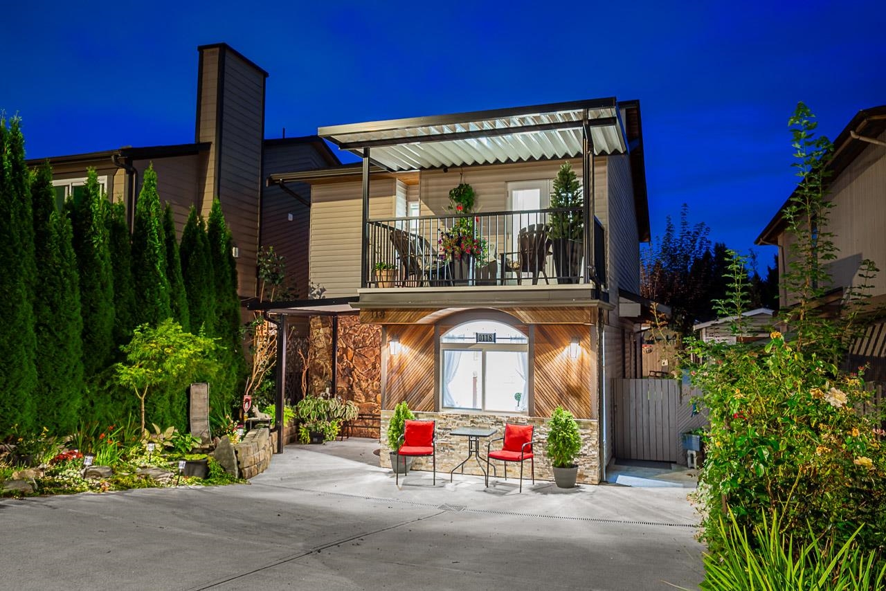 118 Springfield Drive, Langley, BC V4W 3K8