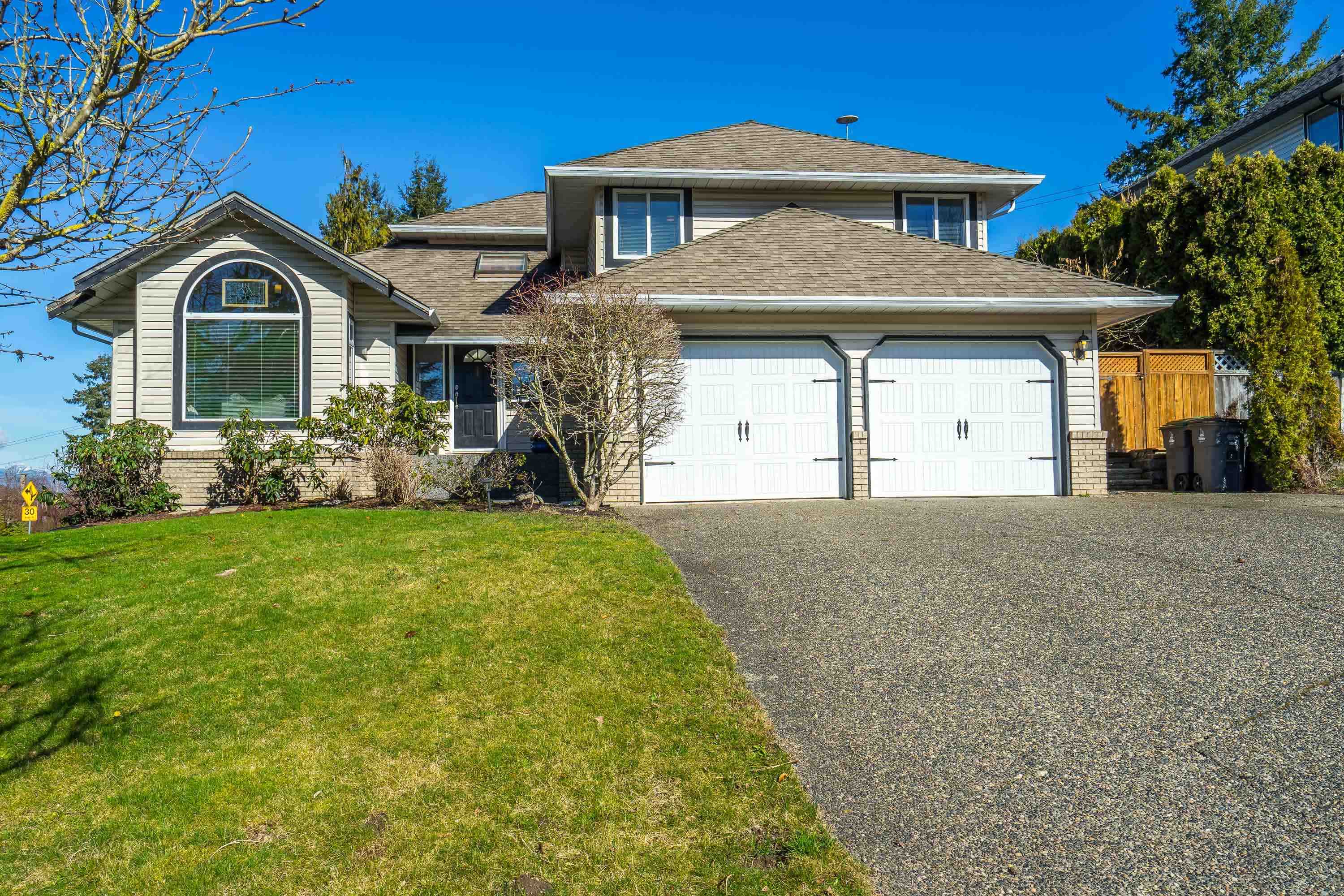 64a Avenue, Surrey, BC V3S 7K1