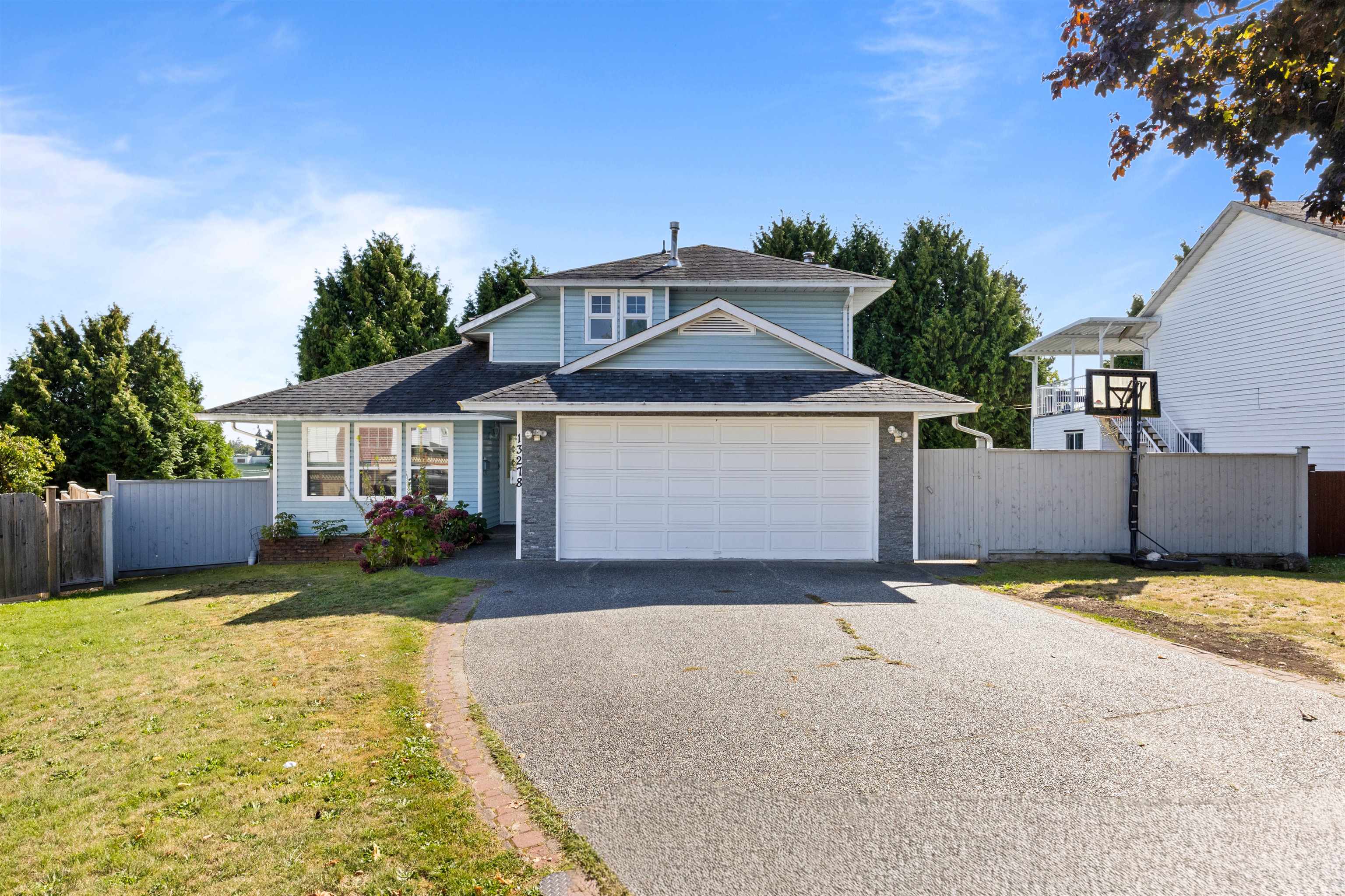 98 Avenue, Surrey, BC V3T 5M9
