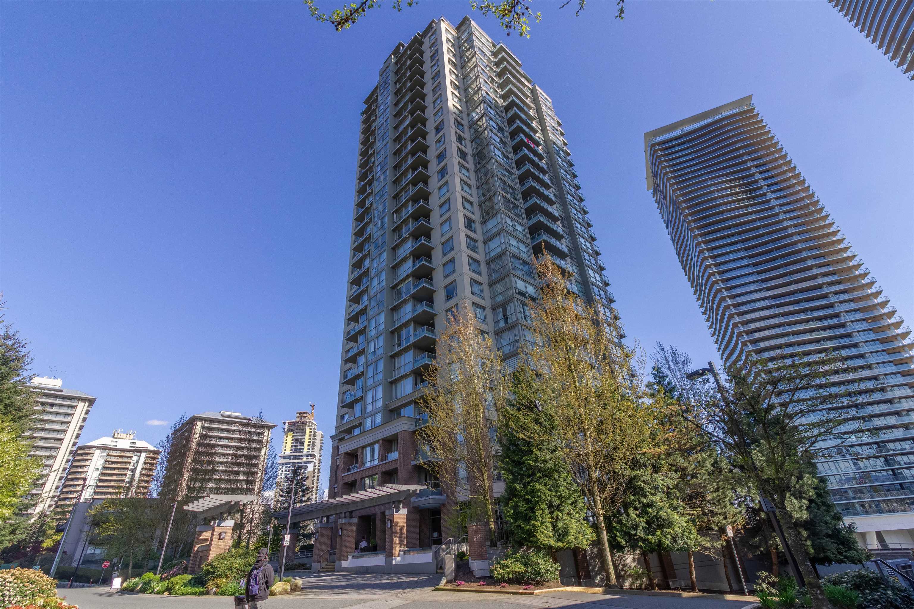 4888 Brentwood Drive #606, Burnaby, BC V5C 0C6