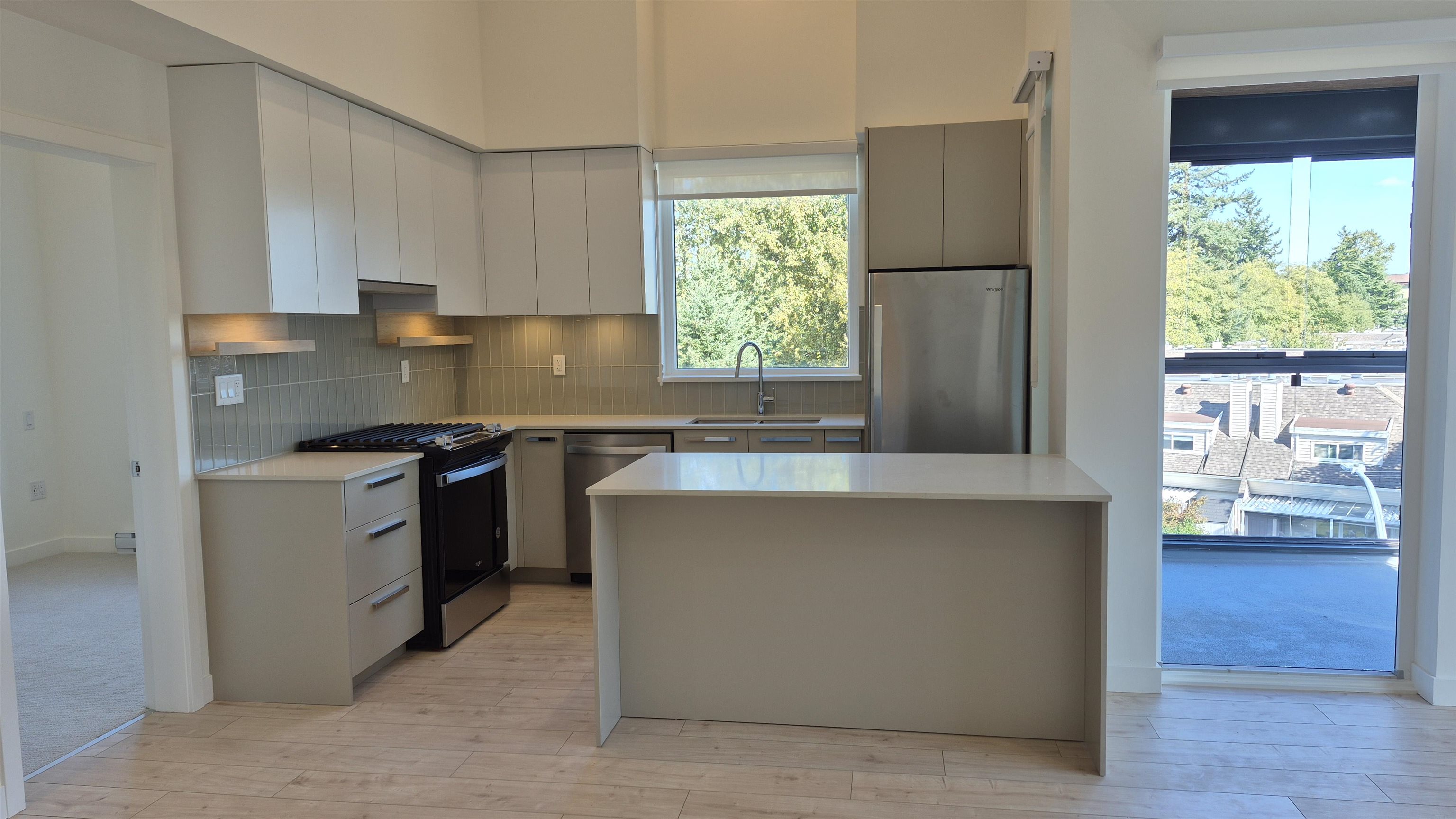 13788 76 Ave #416, Surrey, BC V3W 3V9