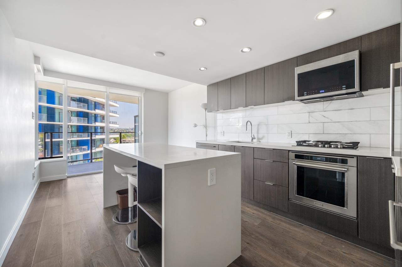 8238 Lord Street #706, Vancouver, BC V6P 0G7