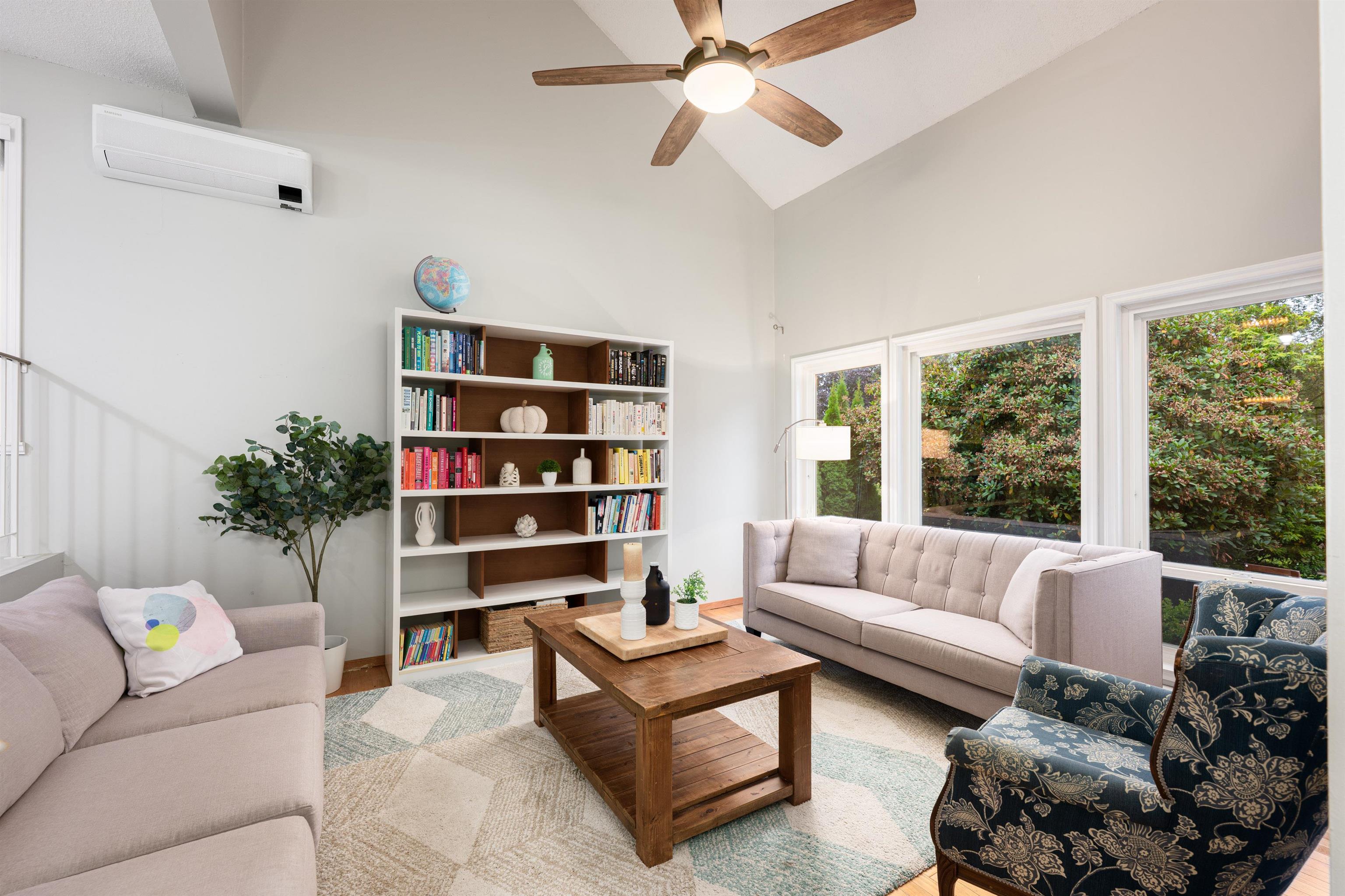 1005 Alpine Place, Port Moody, BC V3H 3Y5
