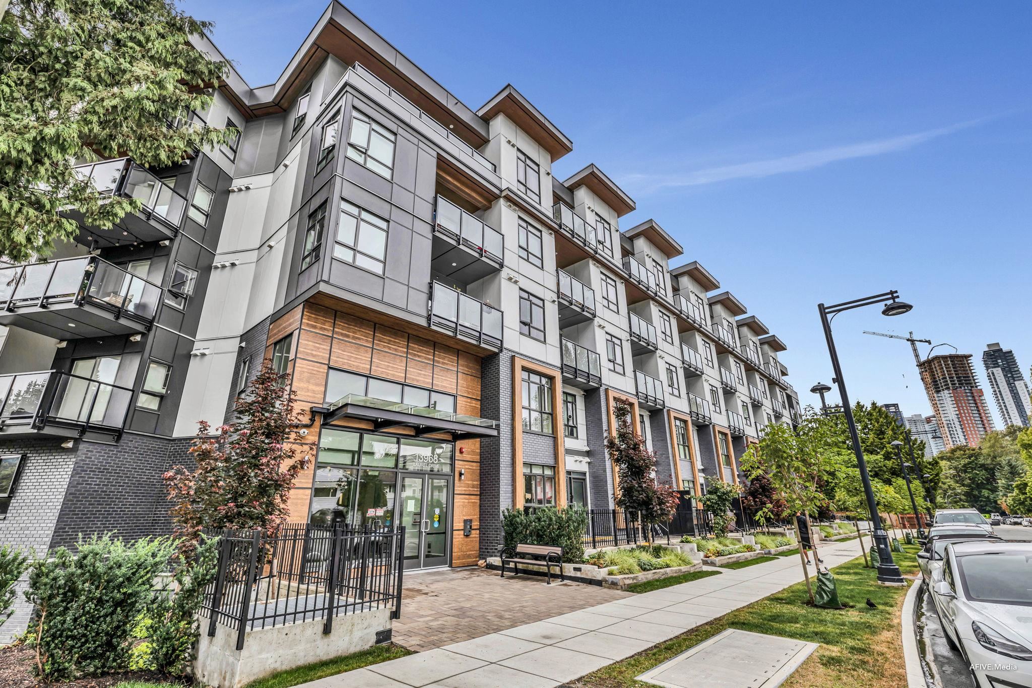 13968 Laurel Dr #430, Surrey, BC V3T 0S9