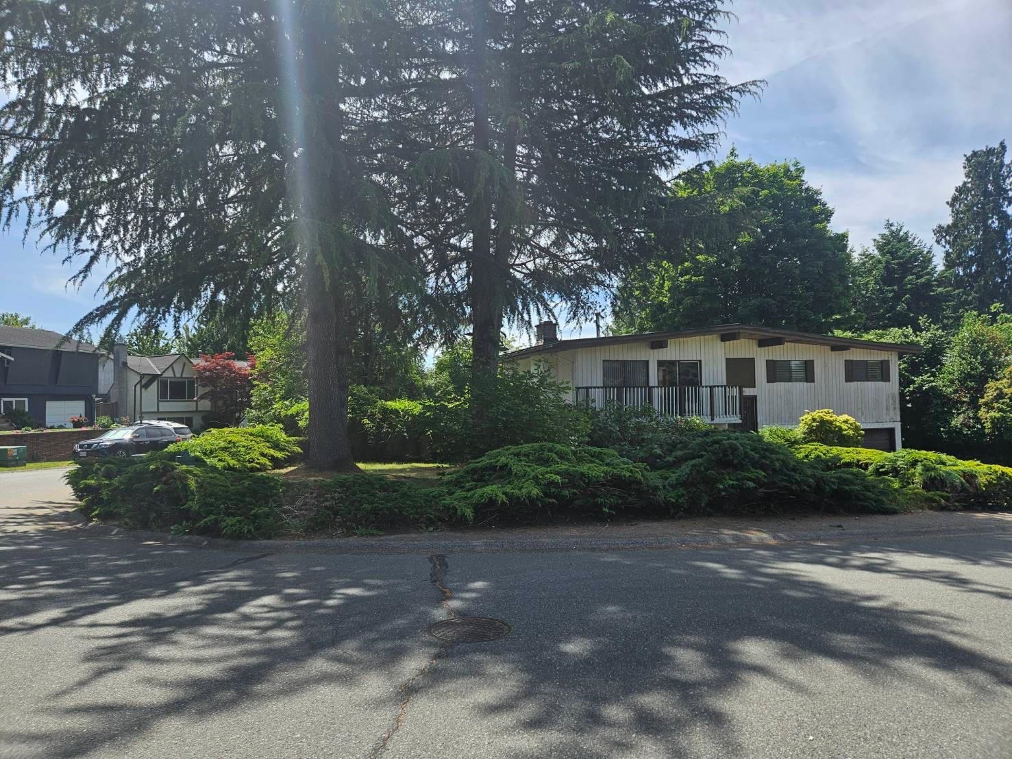 84b Avenue, Delta, BC V4C 3Y8