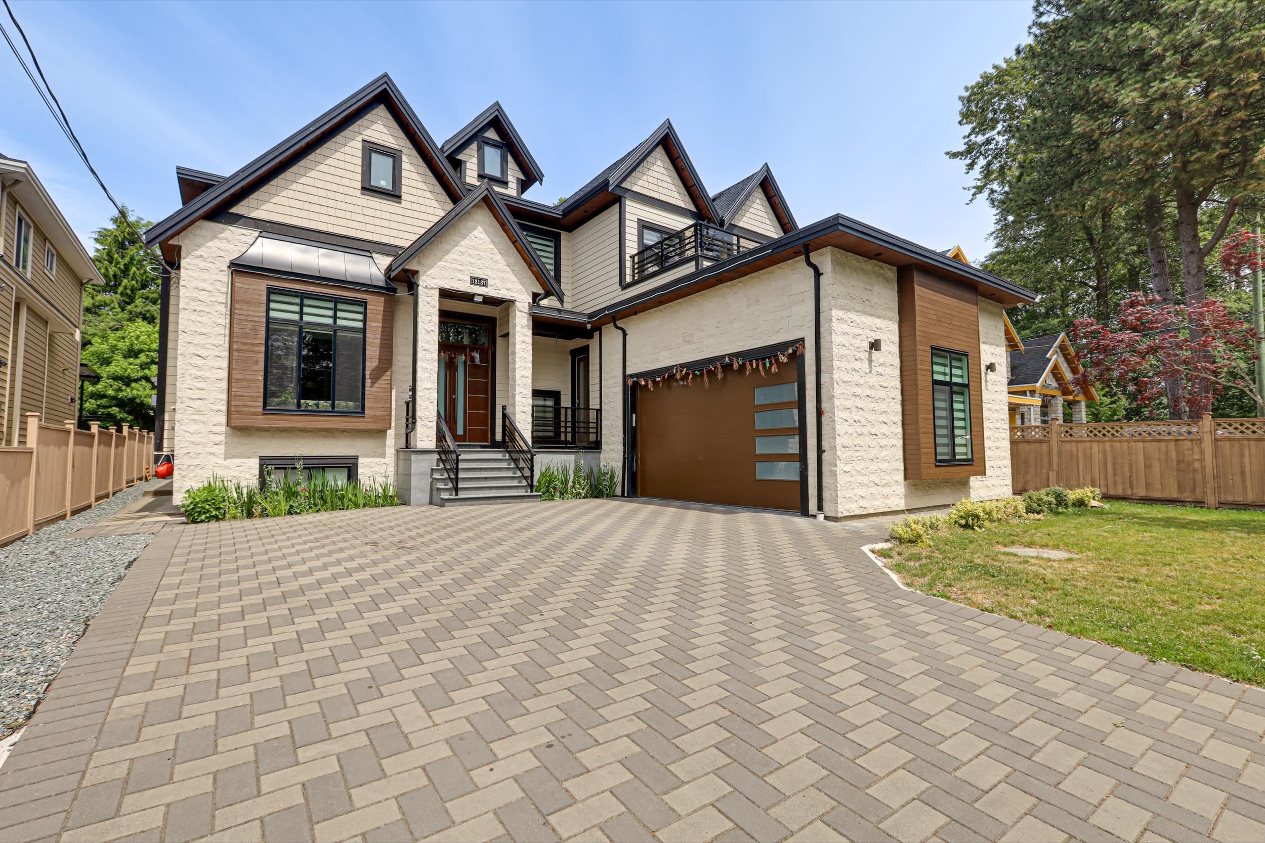 71 Avenue, Surrey, BC V3W 0T2