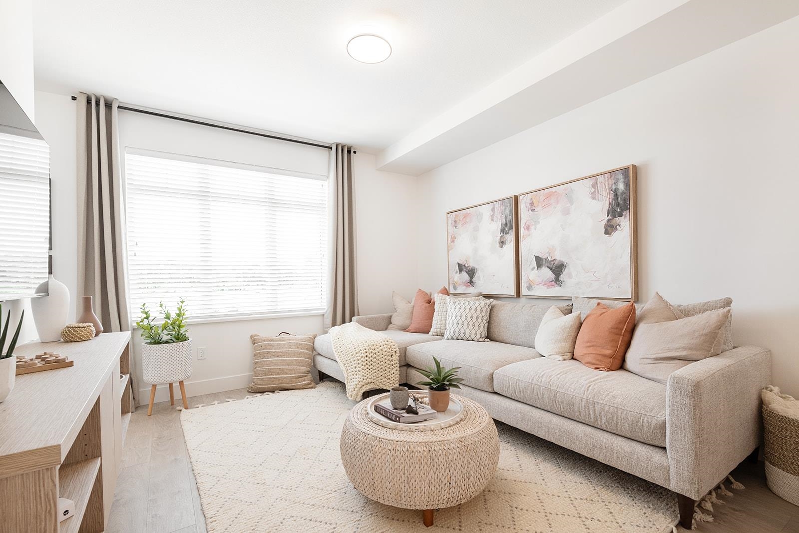 2070 Oak Meadows Drive #3, Surrey, BC V3S 9M8