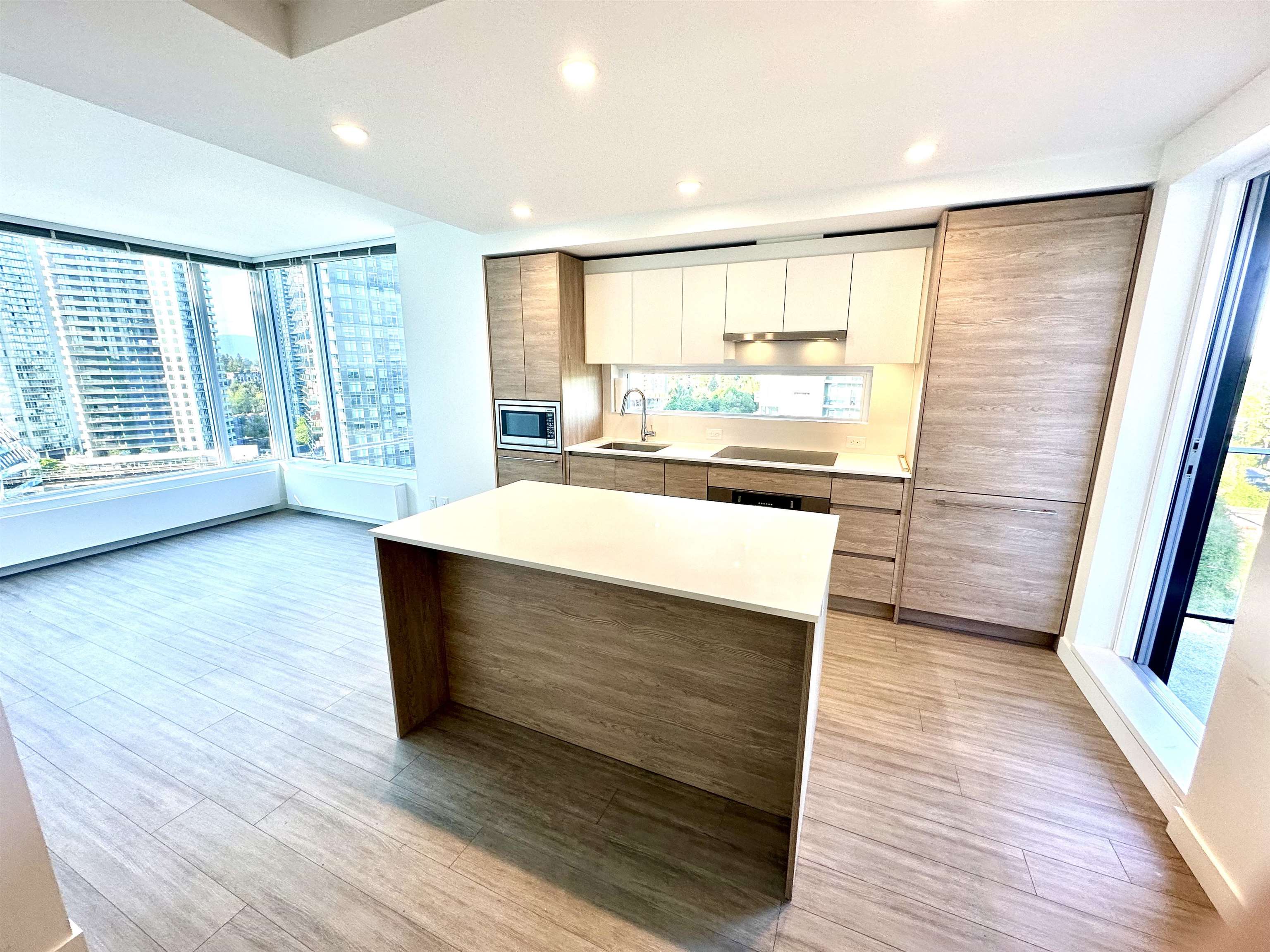 13615 Fraser Highway #1309, Surrey, BC V3T 0P7