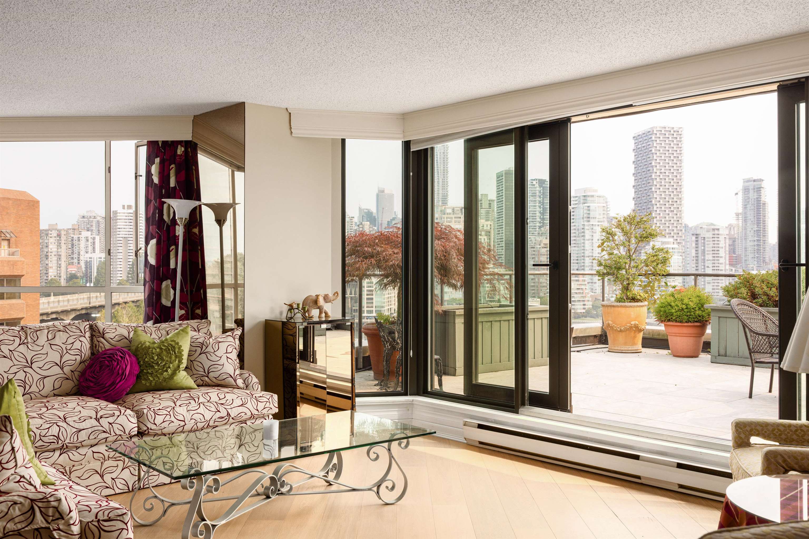 1450 Pennyfarthing Drive #1009, Vancouver, BC V6J 4X8