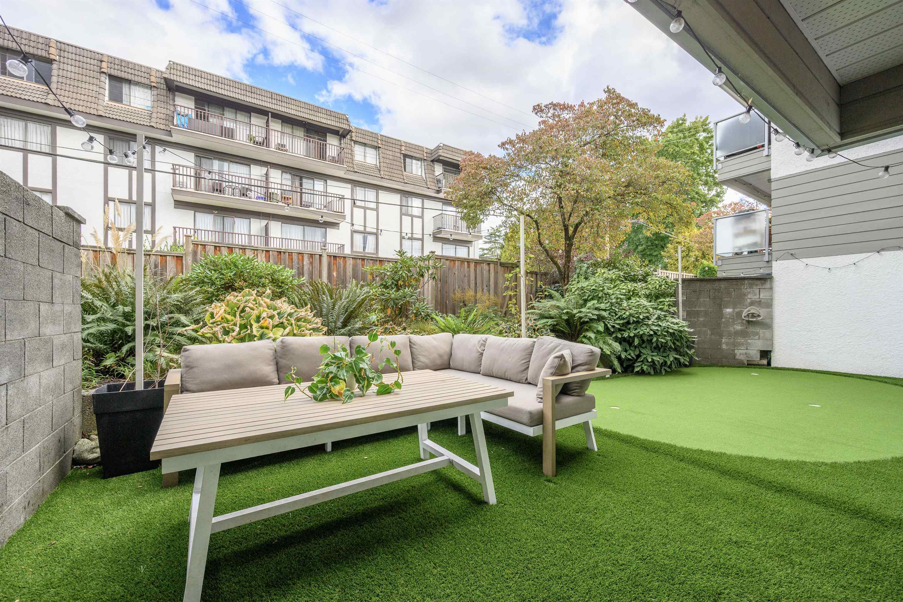 308 W 2nd Street, North Vancouver, BC V7M 1E1