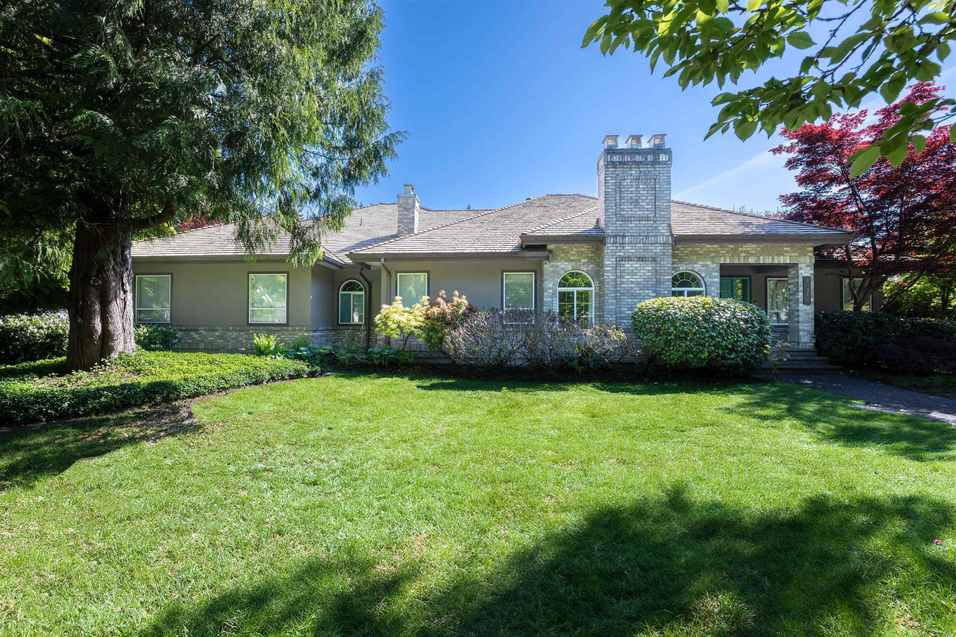 26 Avenue, Surrey, BC V4P 2L9
