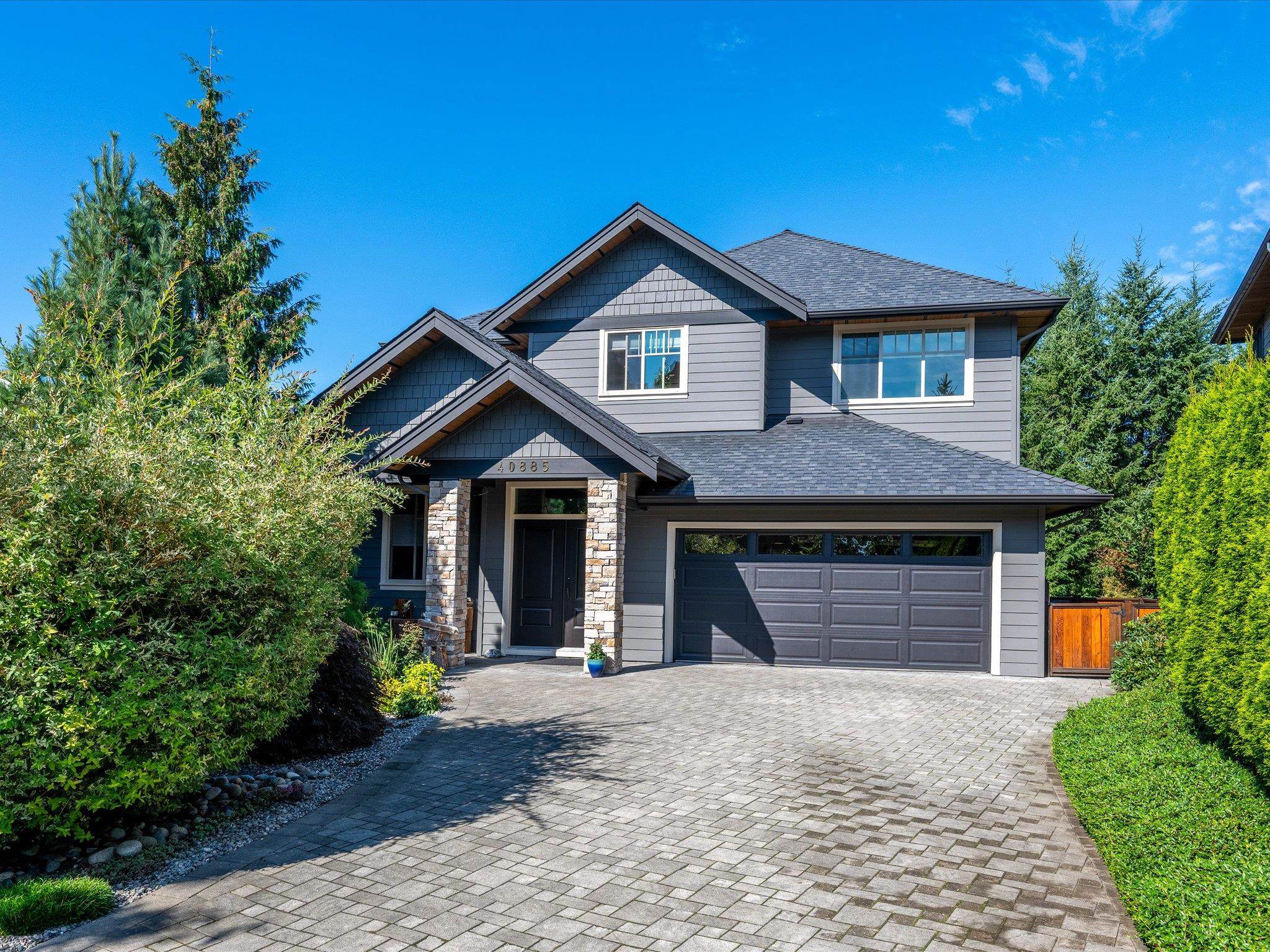 40885 The Crescent, Squamish, BC V8B 0R9