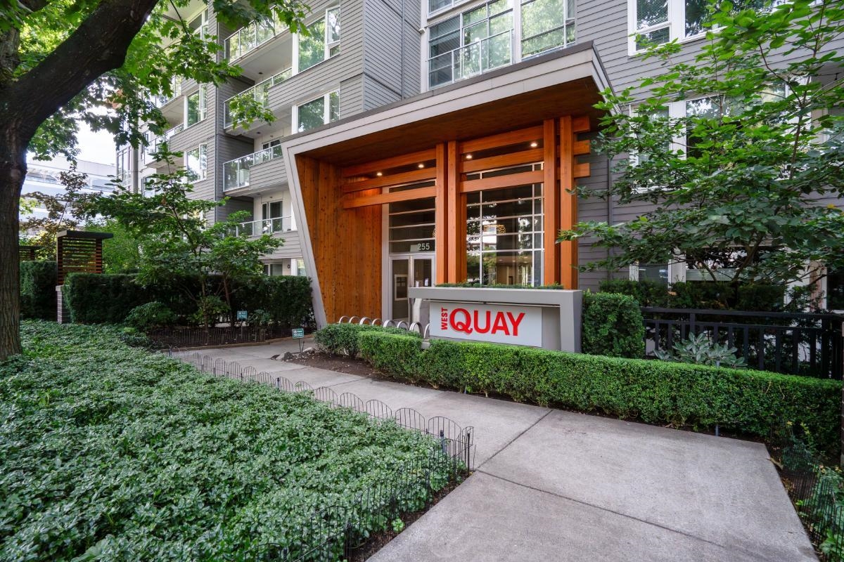 255 West 1st Street #305, North Vancouver, BC V7M 3G8