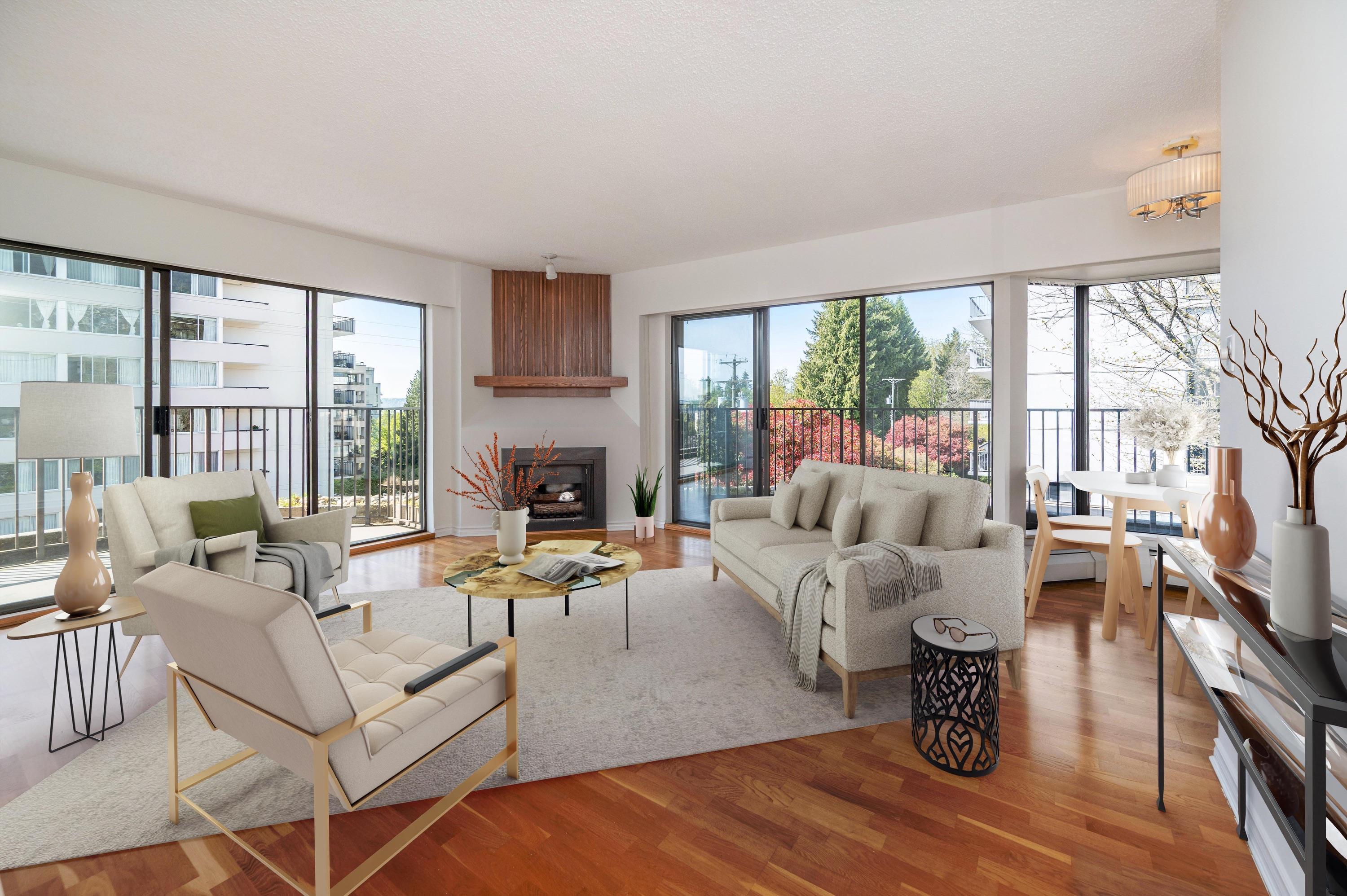 747 17th Street #401, West Vancouver, BC V7V 3T4