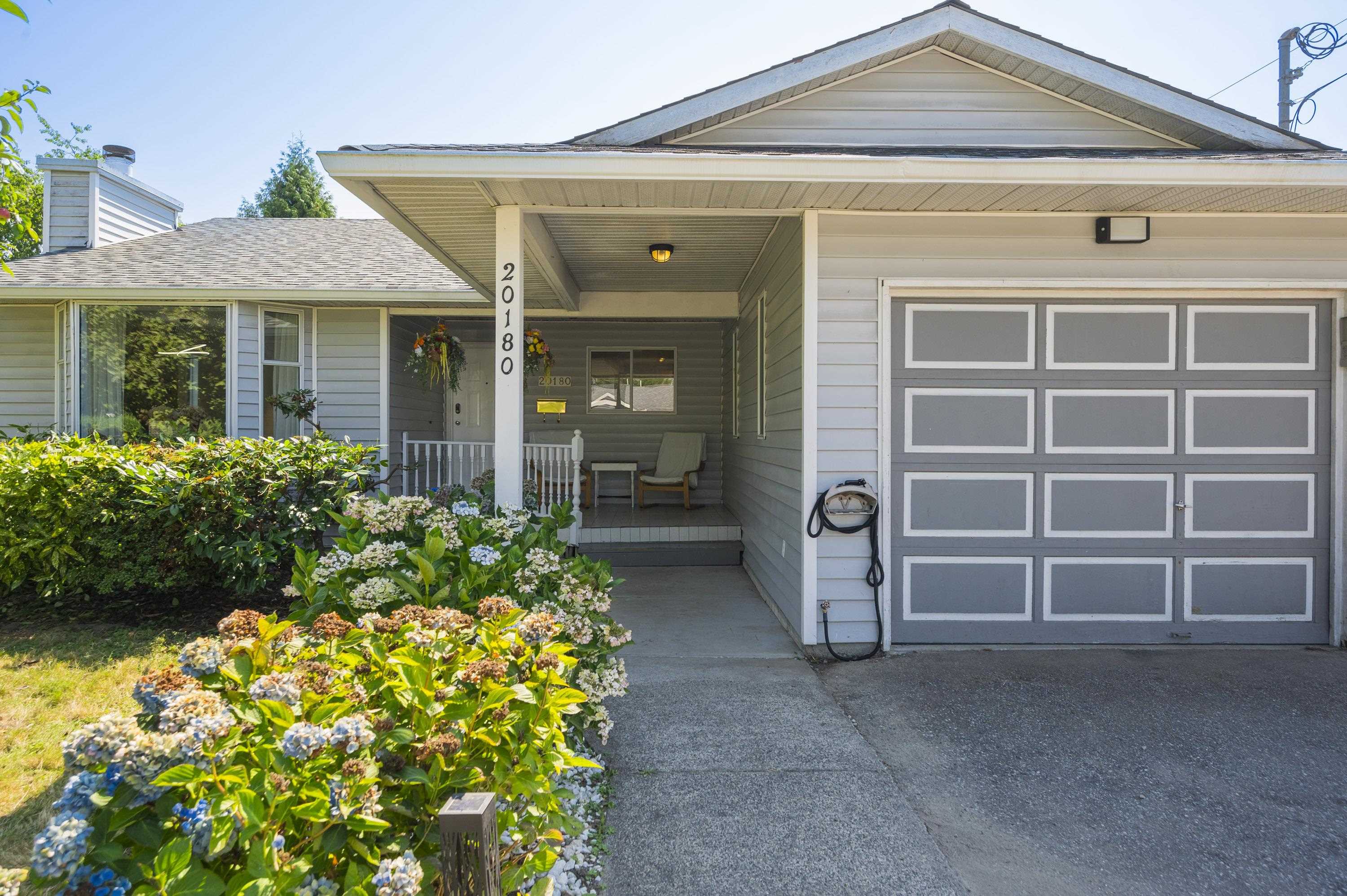 20180 Wanstead Street, Maple Ridge, BC V2X 1H8