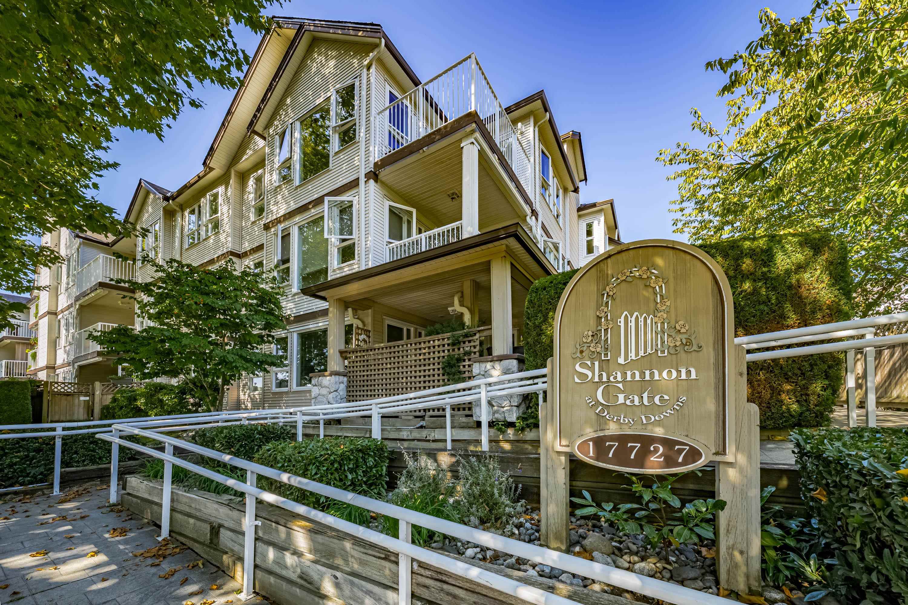 17727 58 Avenue #101, Surrey, BC V3S 1L5