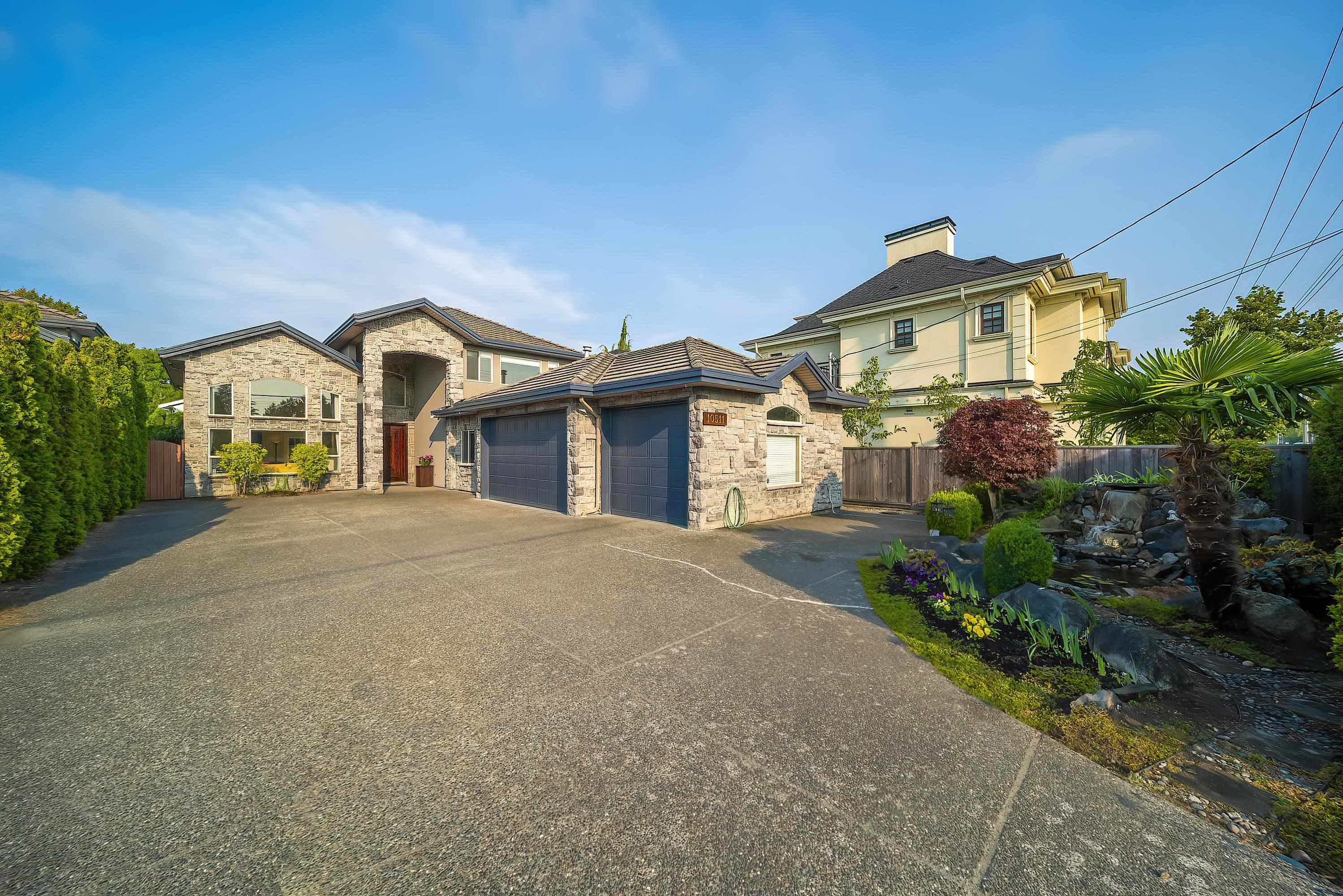 10511 Number 2 Road, Richmond, BC V7E 2E5