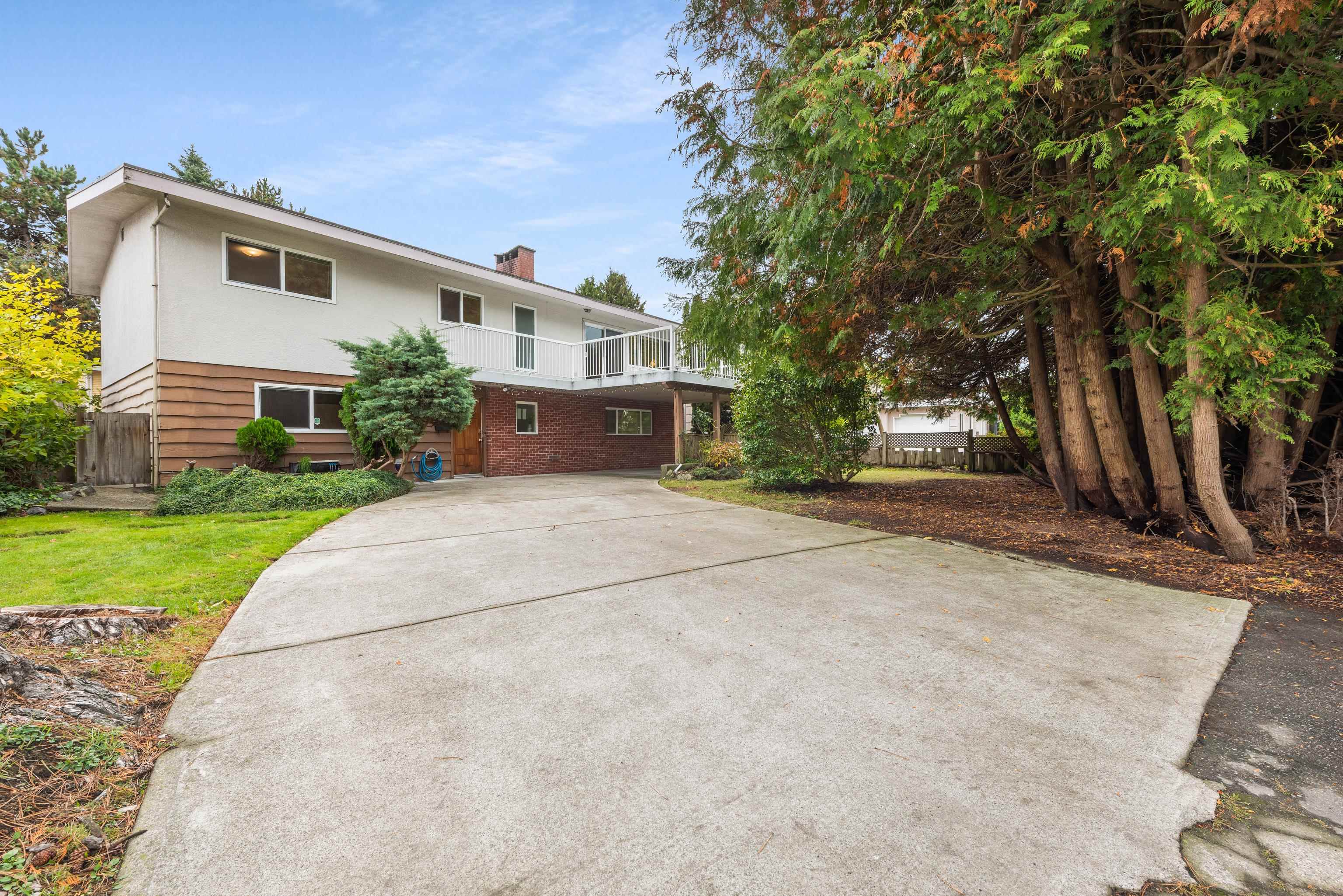 8080 Minler Road, Richmond, BC V7C 3T7