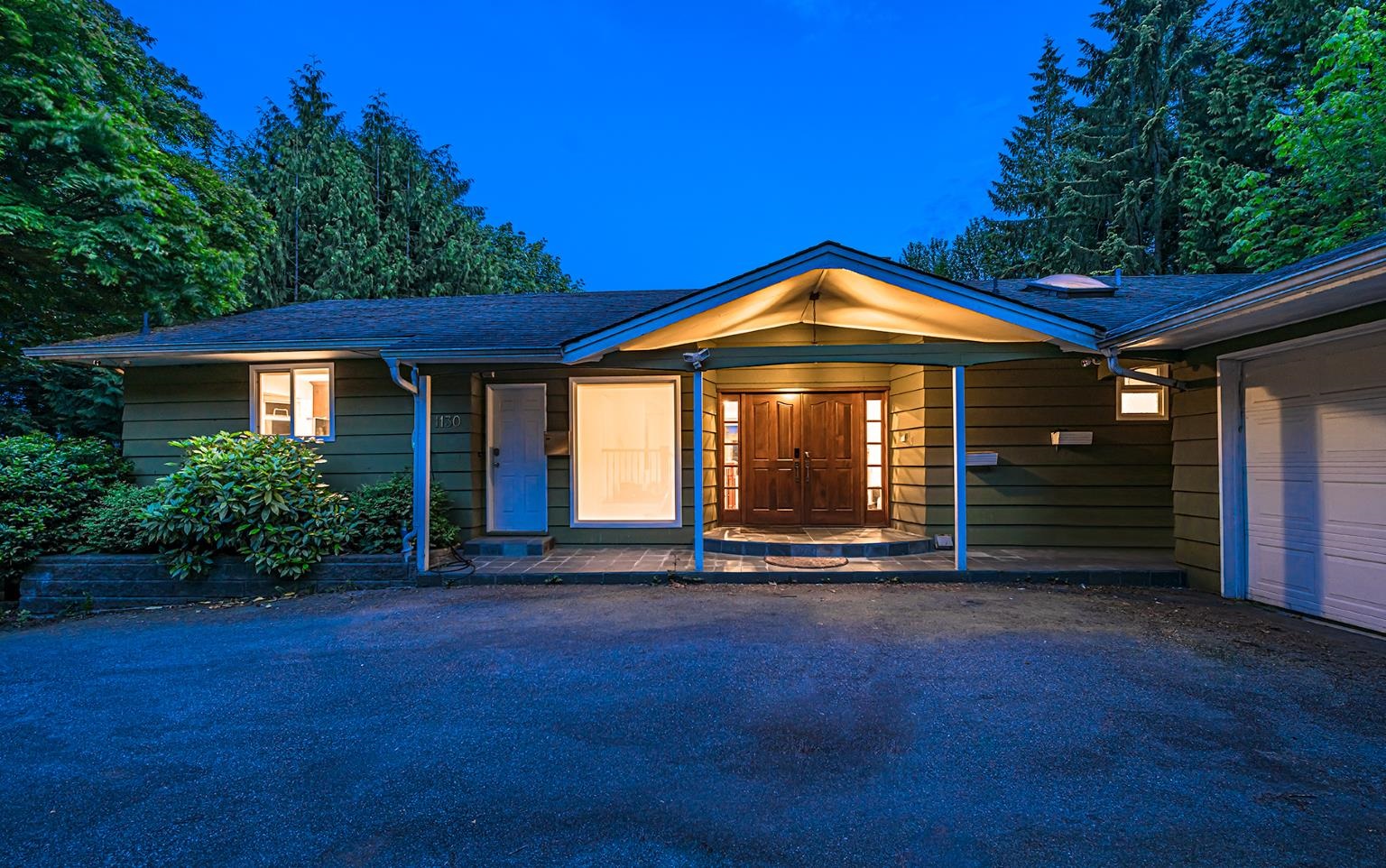 1130 Groveland Court, West Vancouver, BC V7S 1Z6