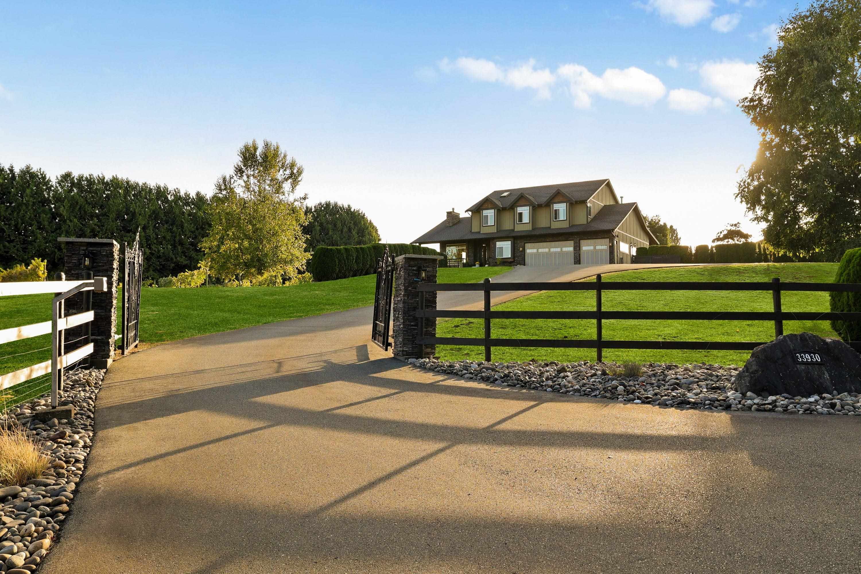 33930 Mcconnell Road, Abbotsford, BC V2S 8A6