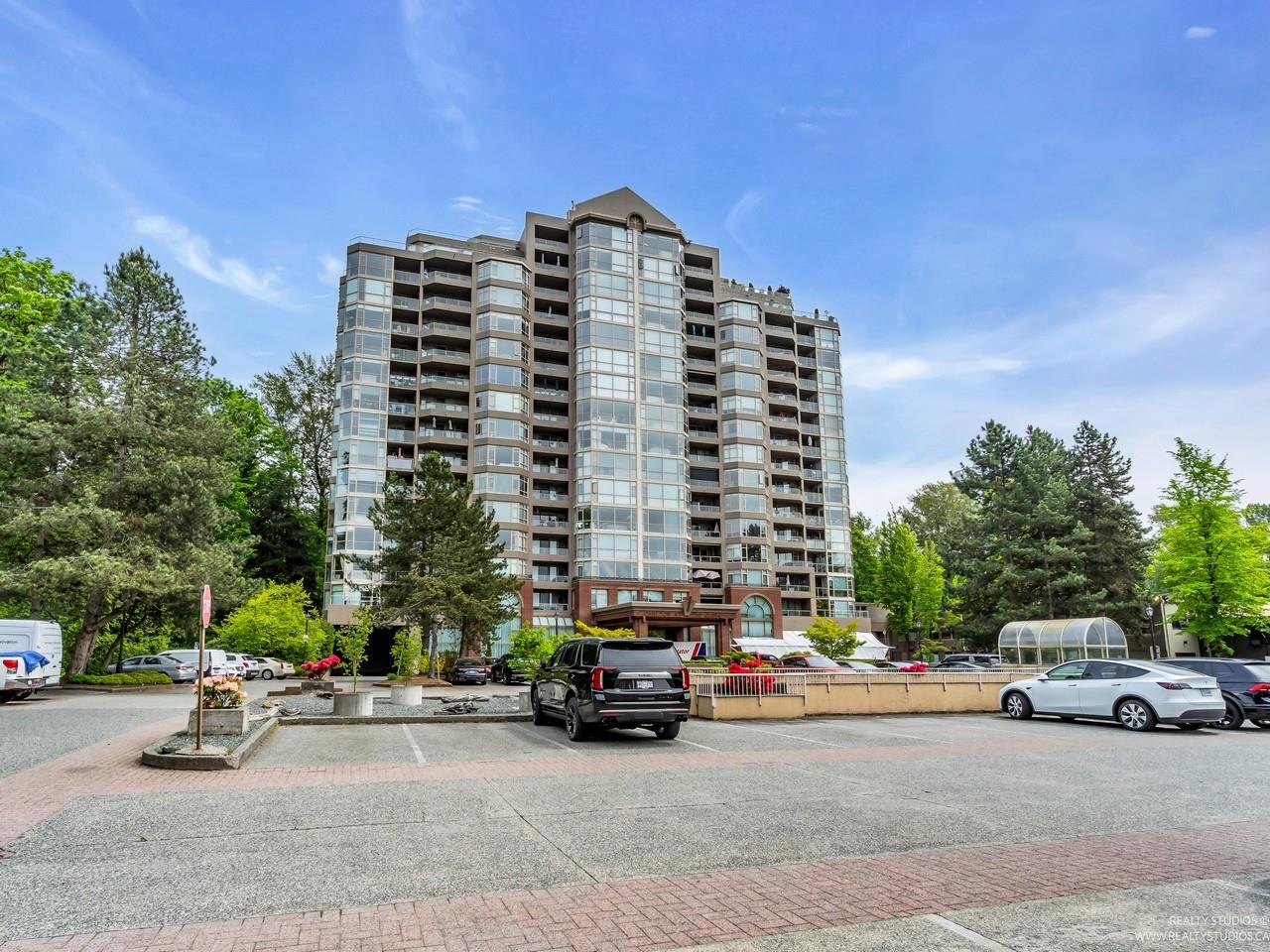1327 East Keith Road #413, North Vancouver, BC V7J 1J3