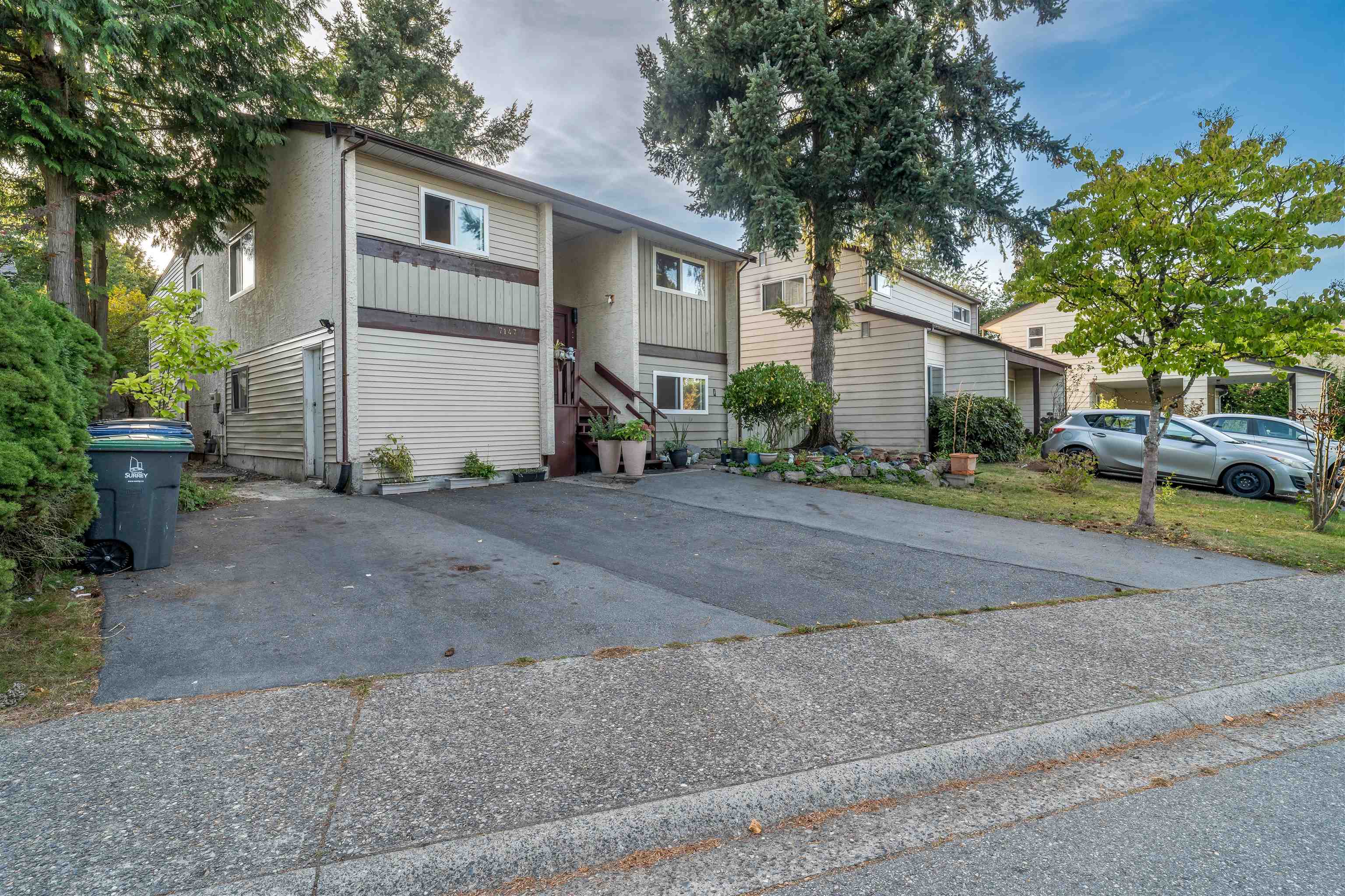 129a Street, Surrey, BC V3W 6T4