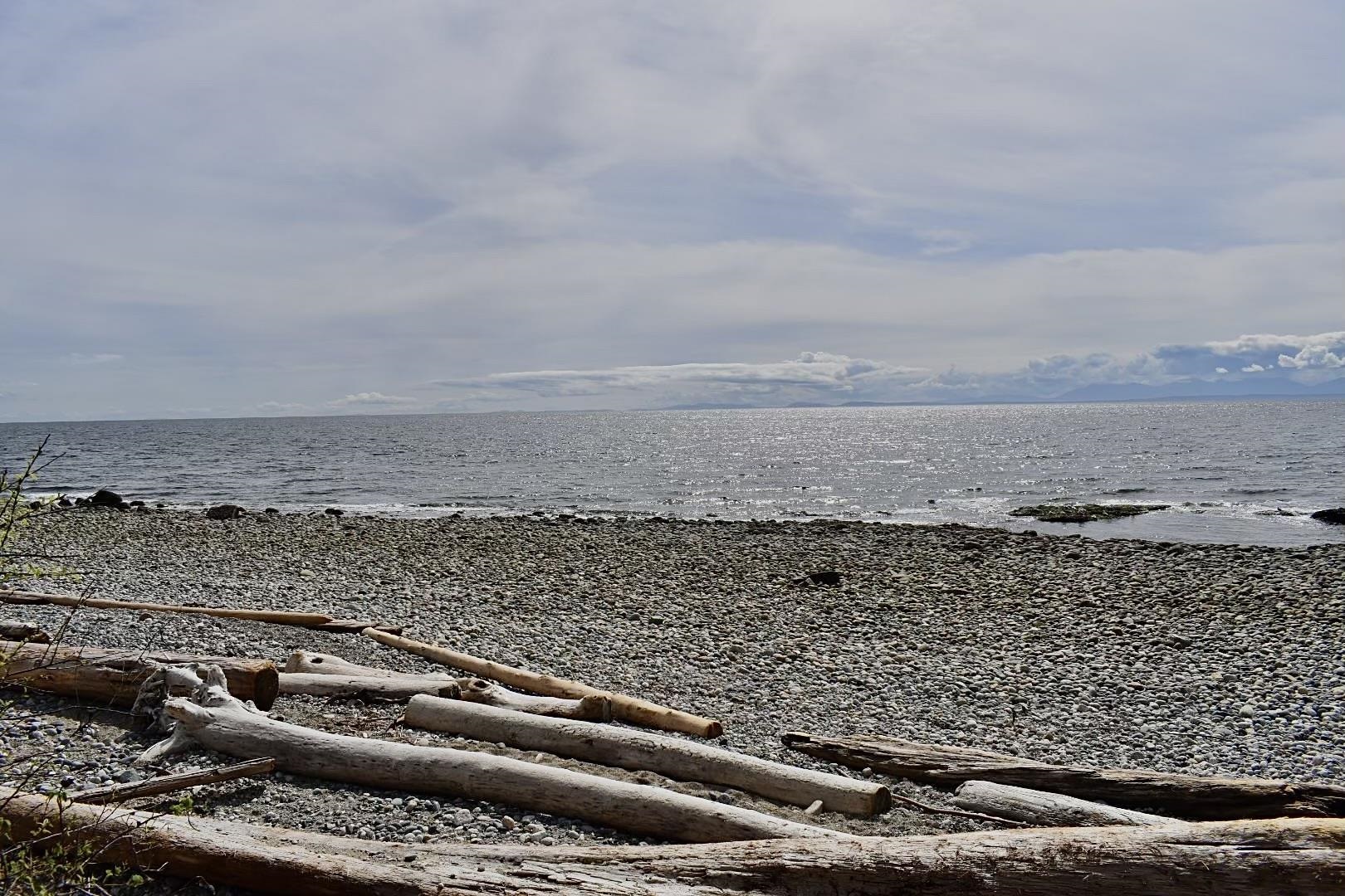 2763 Lower Rd, Roberts Creek, BC V0N 2W4