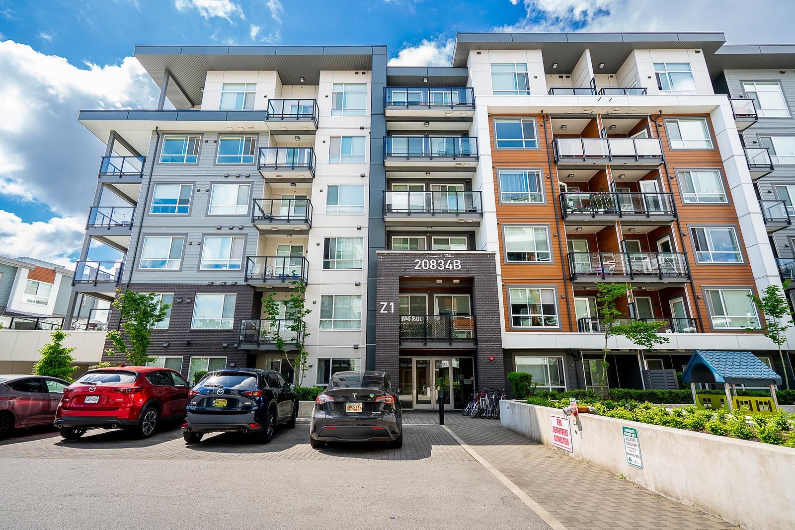 20834 80 Ave B502, Langley, BC V2Y 3M5