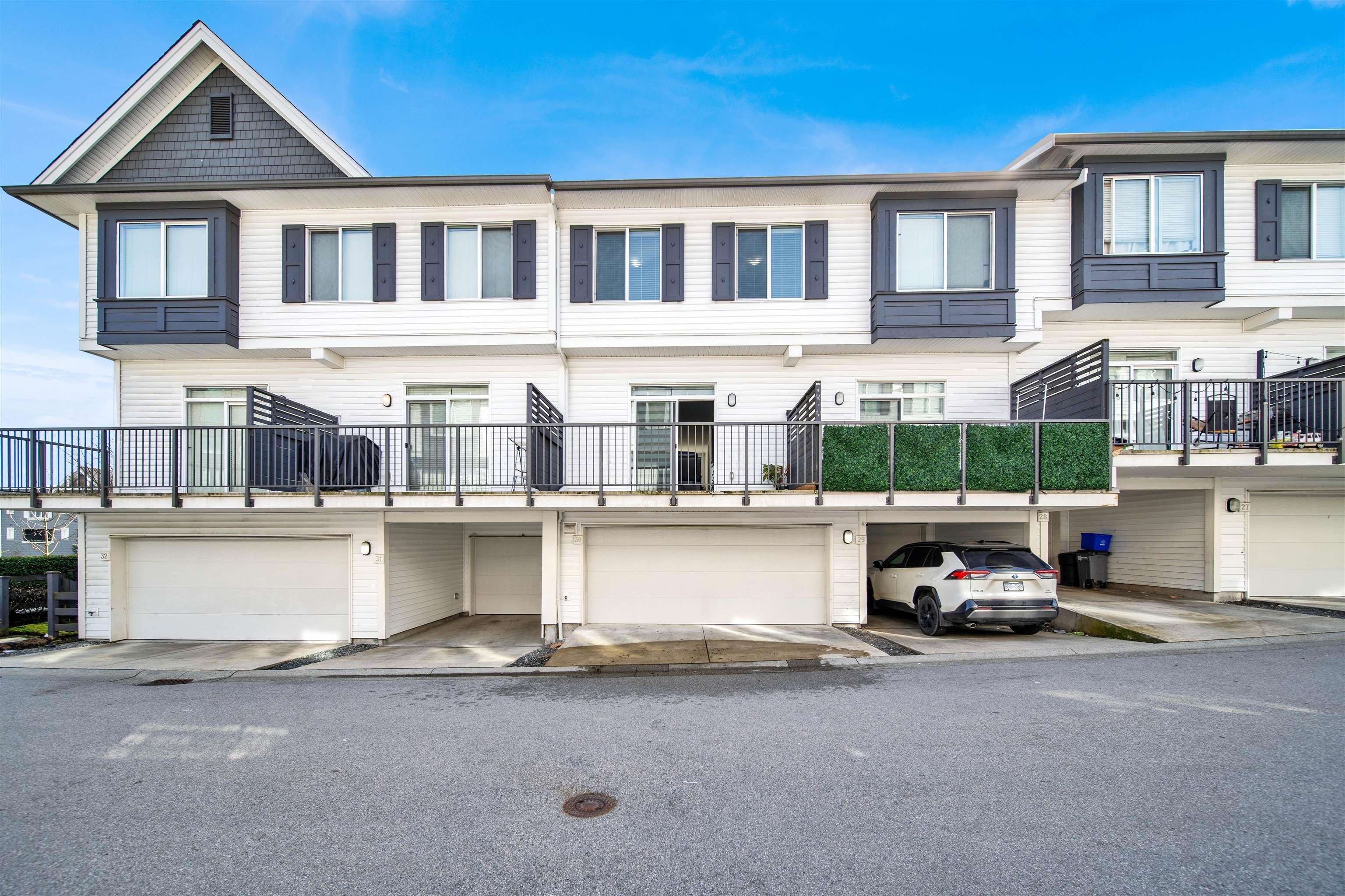 13636 81a Avenue #30, Surrey, BC V3W 1H9