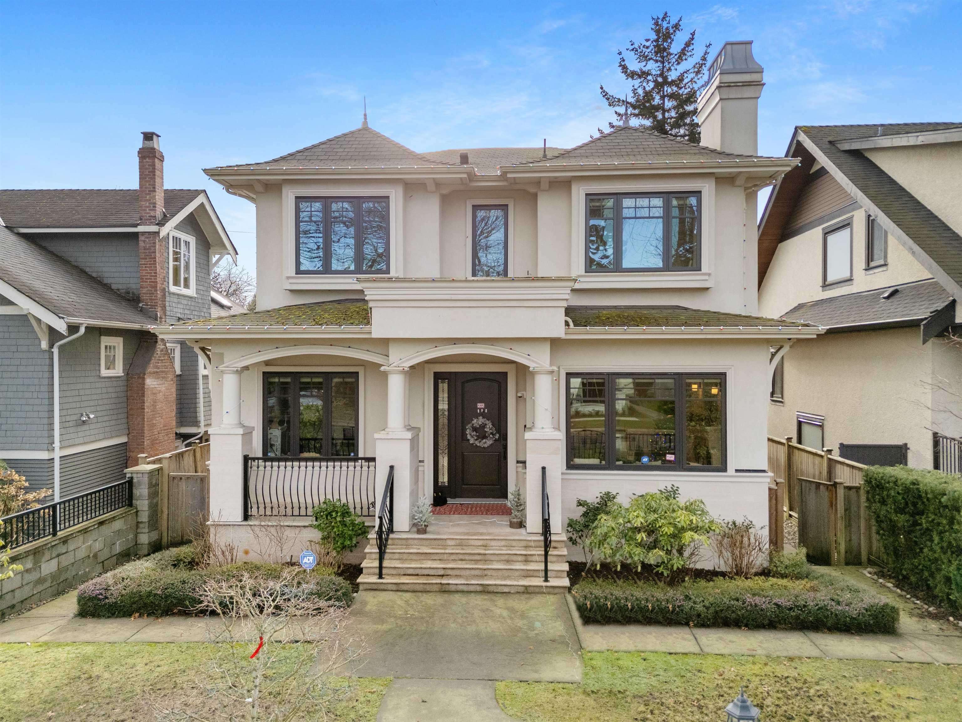 2756 West 38th Avenue, Vancouver, BC V6N 2W9
