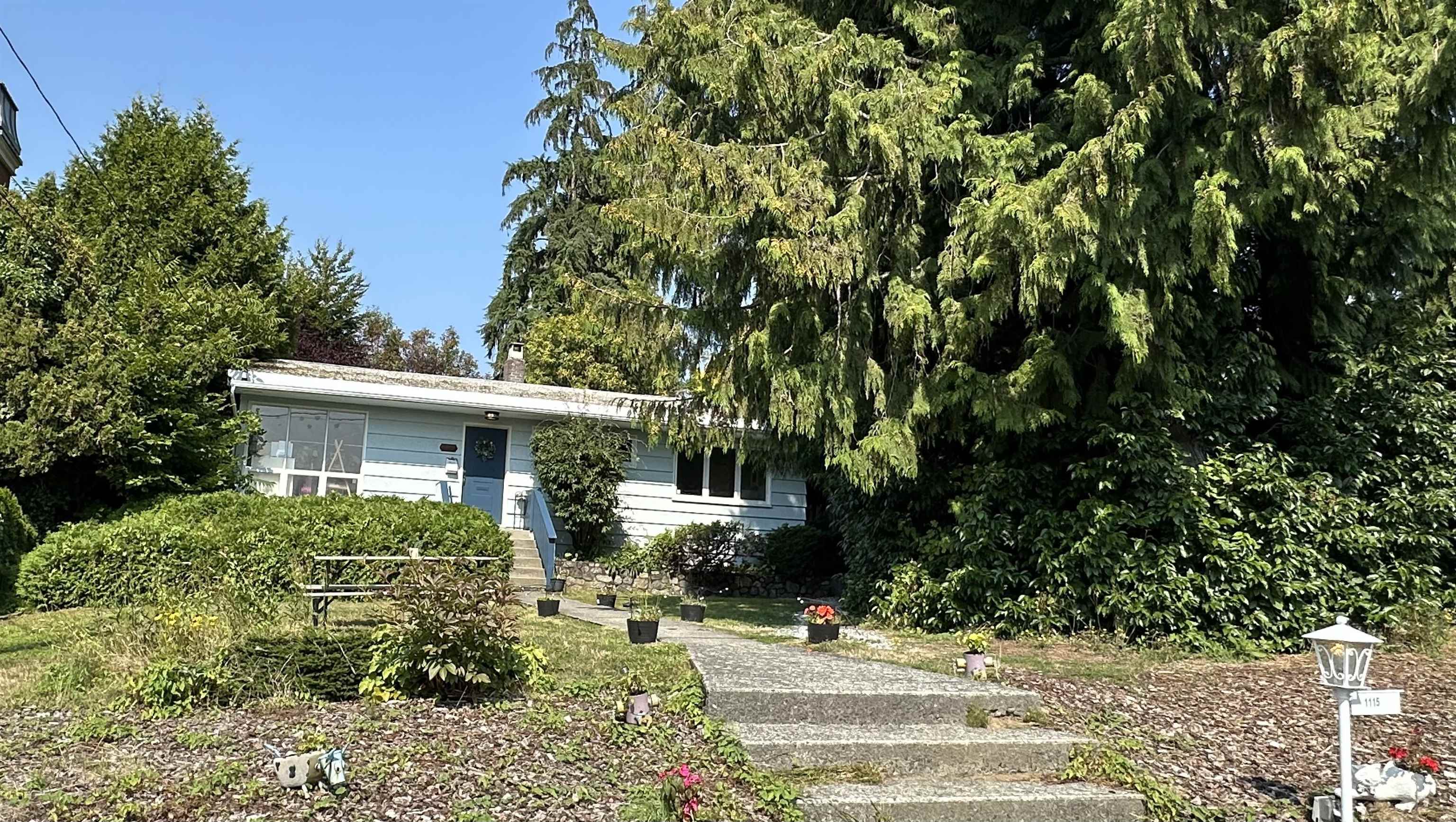 1115 Haywood Avenue, West Vancouver, BC V7T 1T8