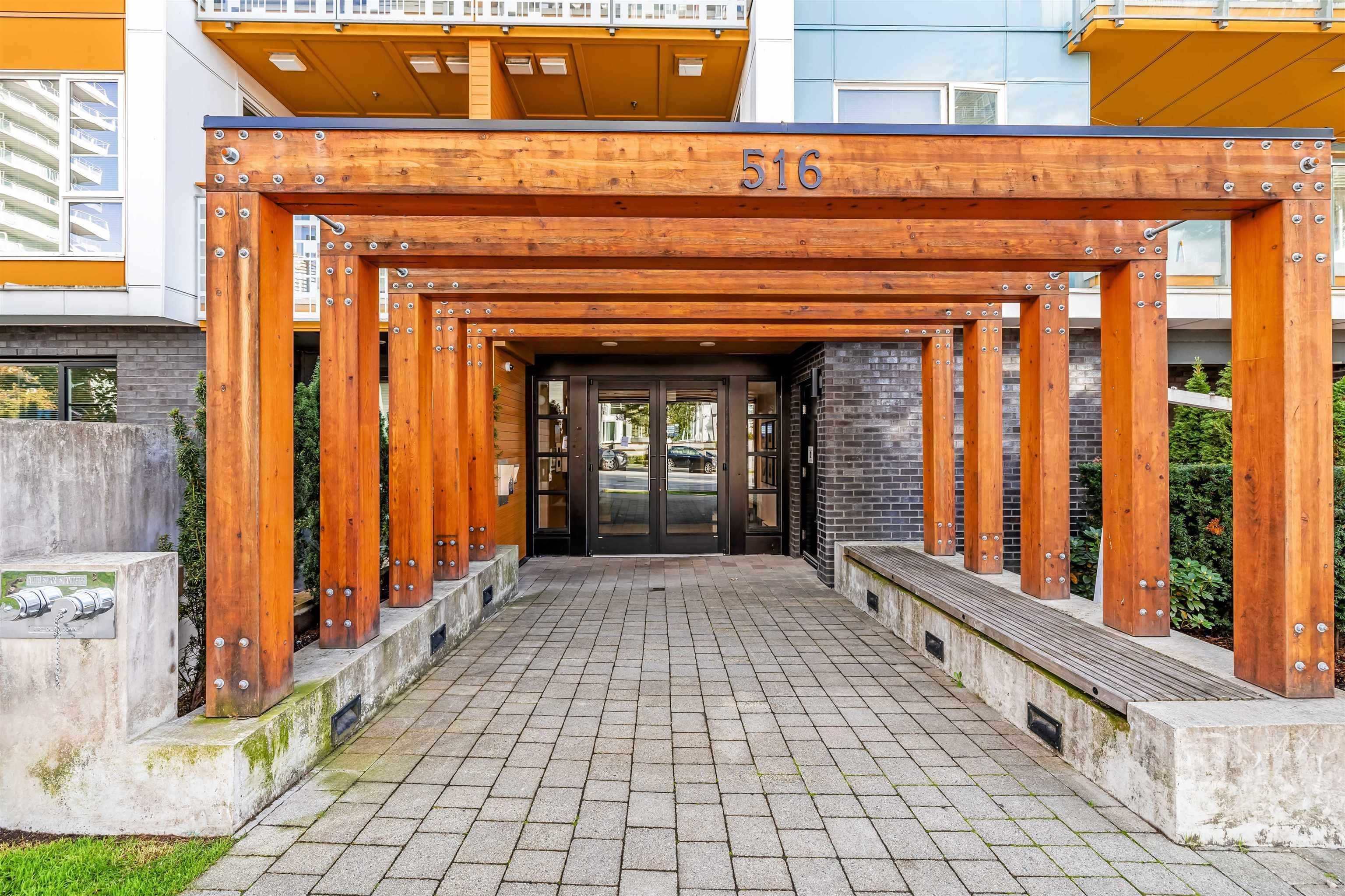 516 Foster Avenue #503, Coquitlam, BC V3J 0H8
