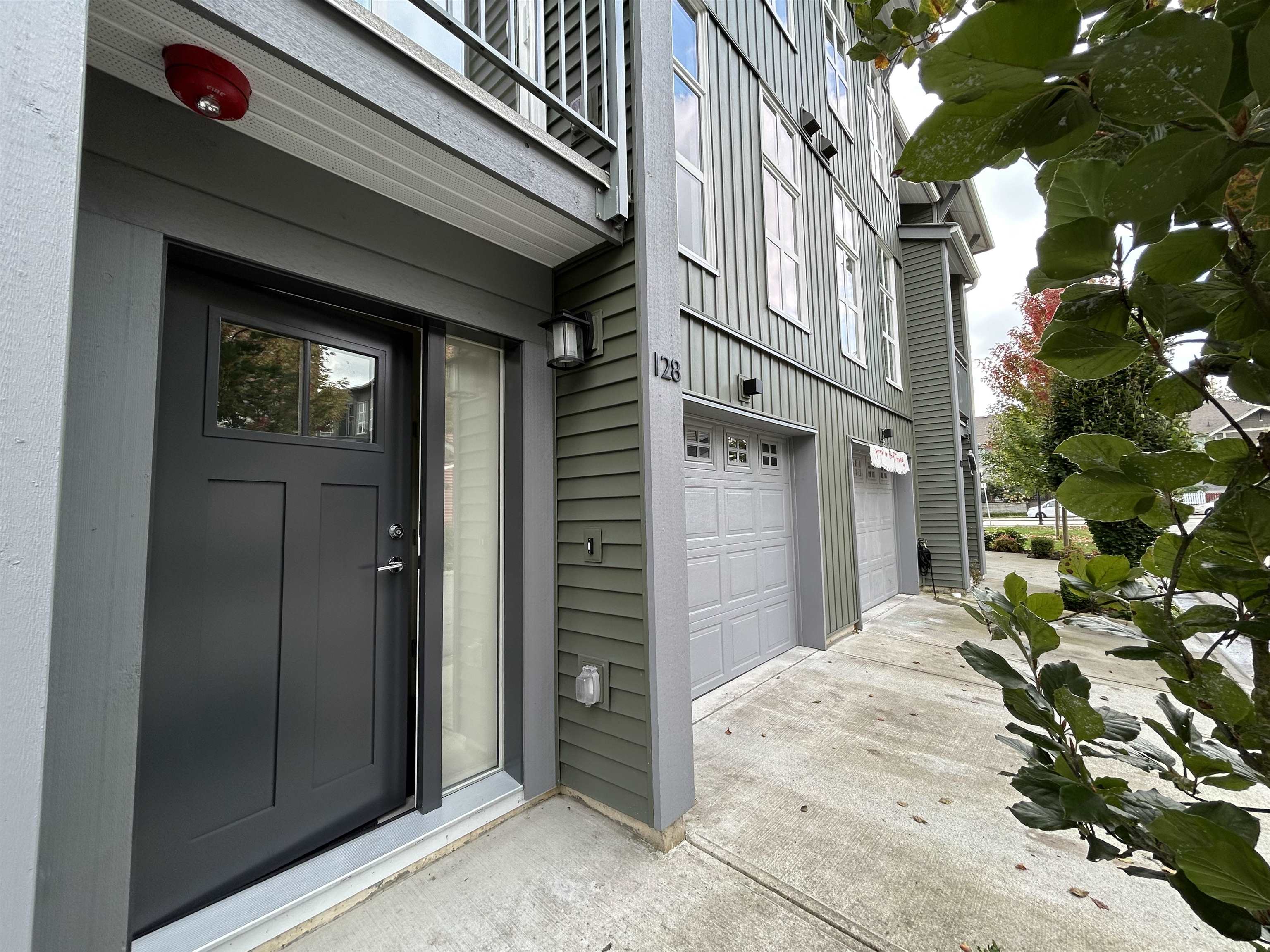 24076 112 Avenue #128, Maple Ridge, BC V2W 0K2
