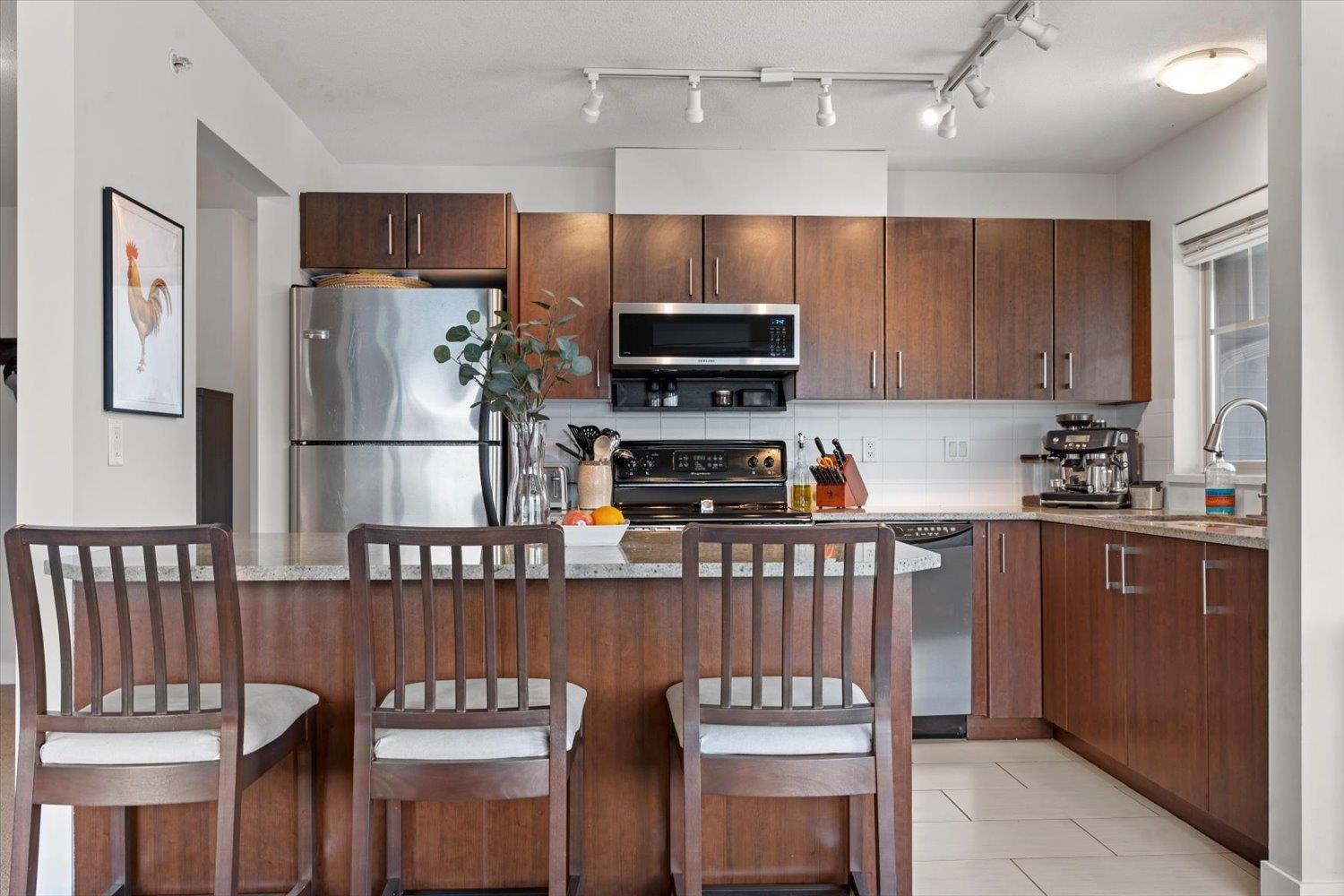 45555 Yale Road #405, Chilliwack, BC V2P 0A9