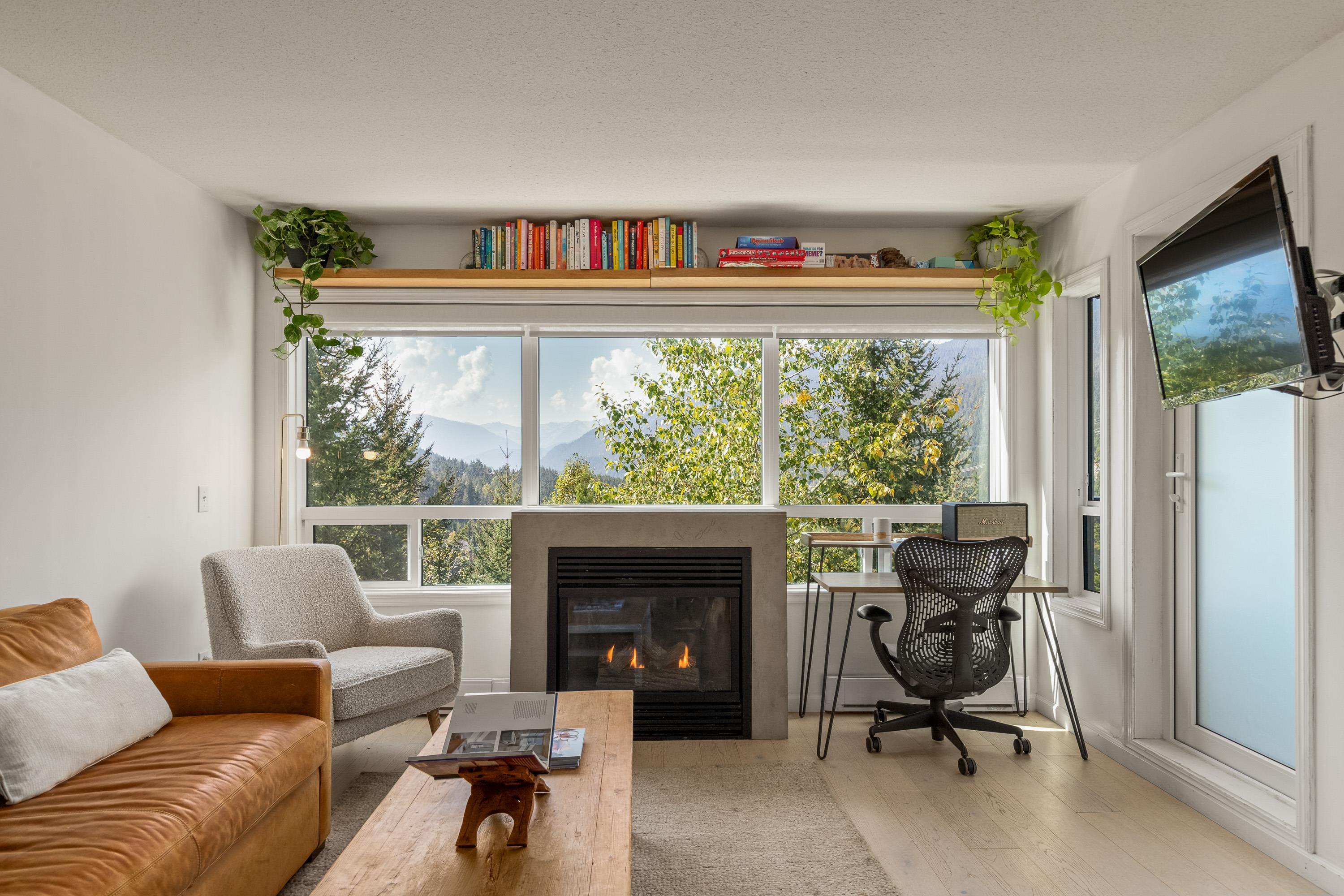 2221 Gondola Way #310, Whistler, BC V8E 0M8