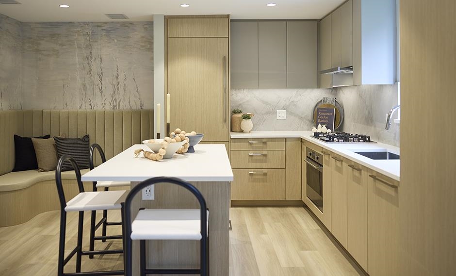 5860 Olive Avenue #2601, Burnaby, BC V5H 2P4