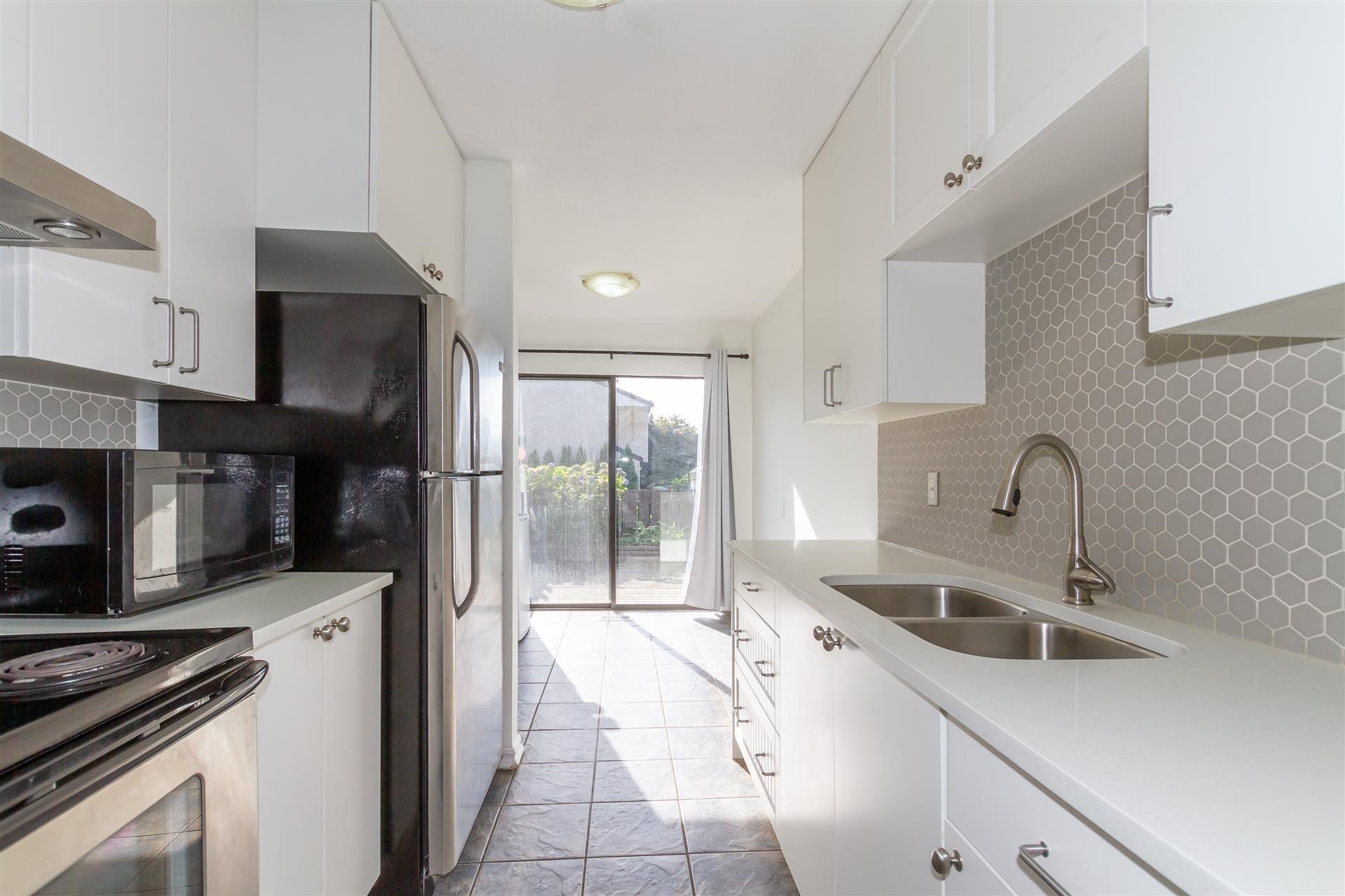 122 Avenue, Maple Ridge, BC V2X 3X6