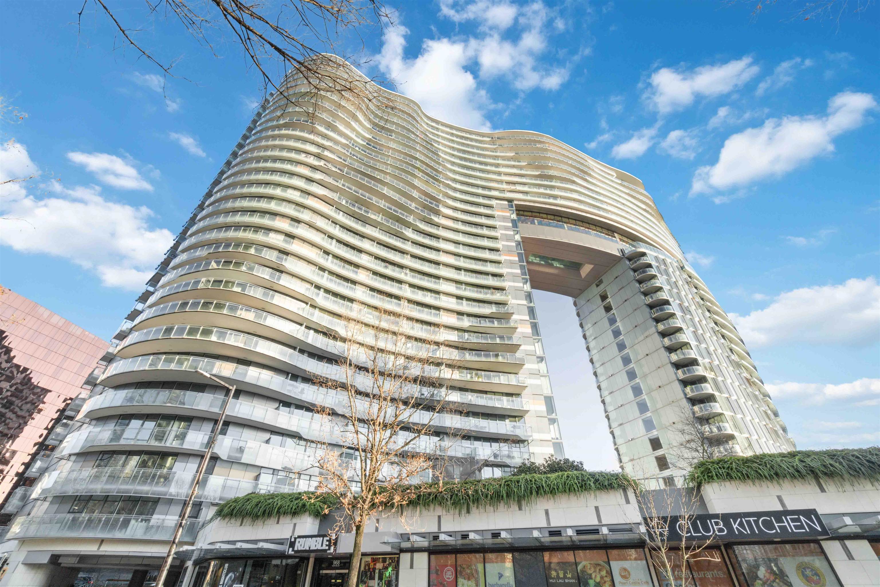 87 Nelson Street #1387, Vancouver, BC V6Z 0E8