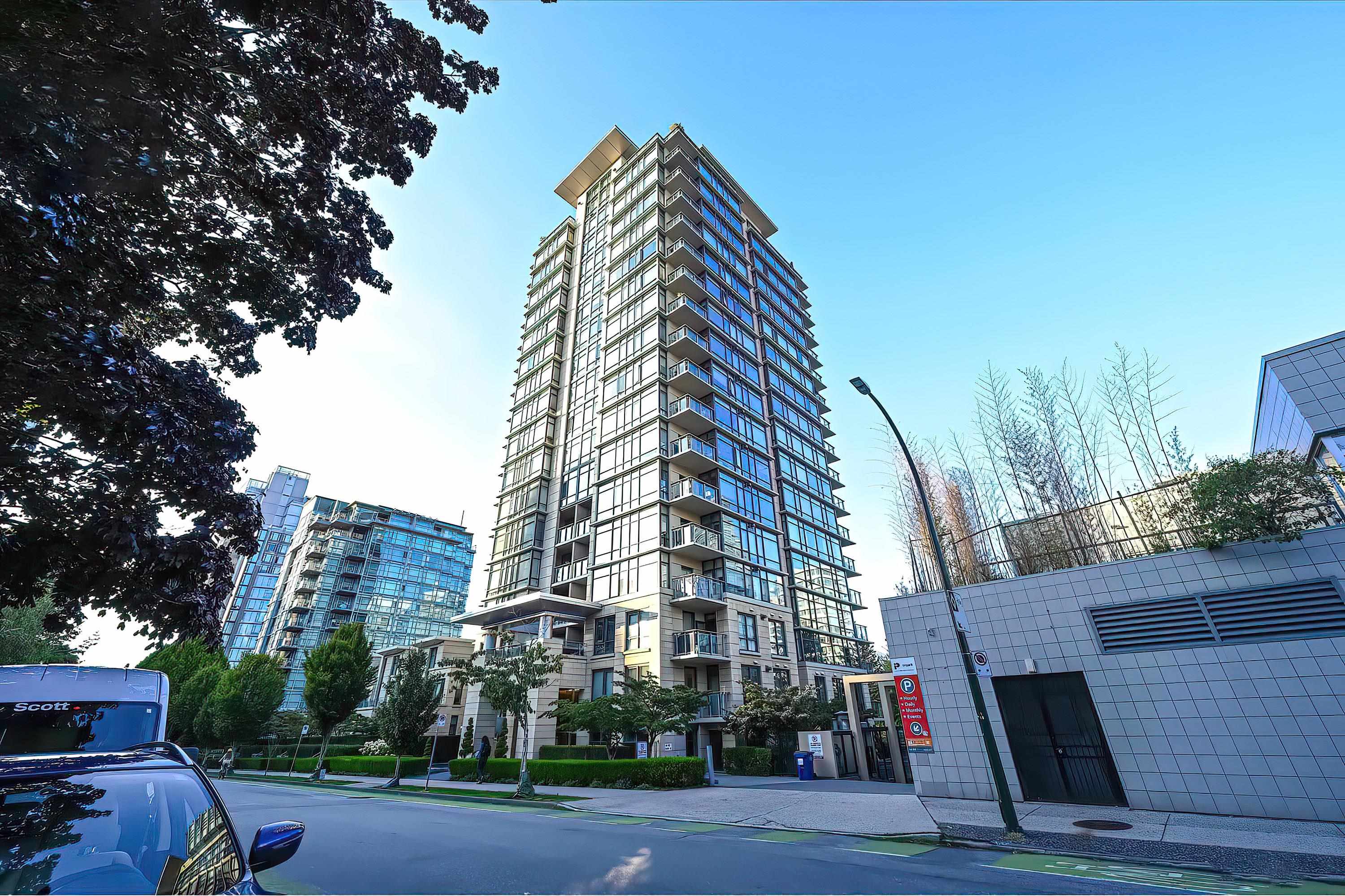 1863 Alberni Street #301, Vancouver, BC V6G 3H8