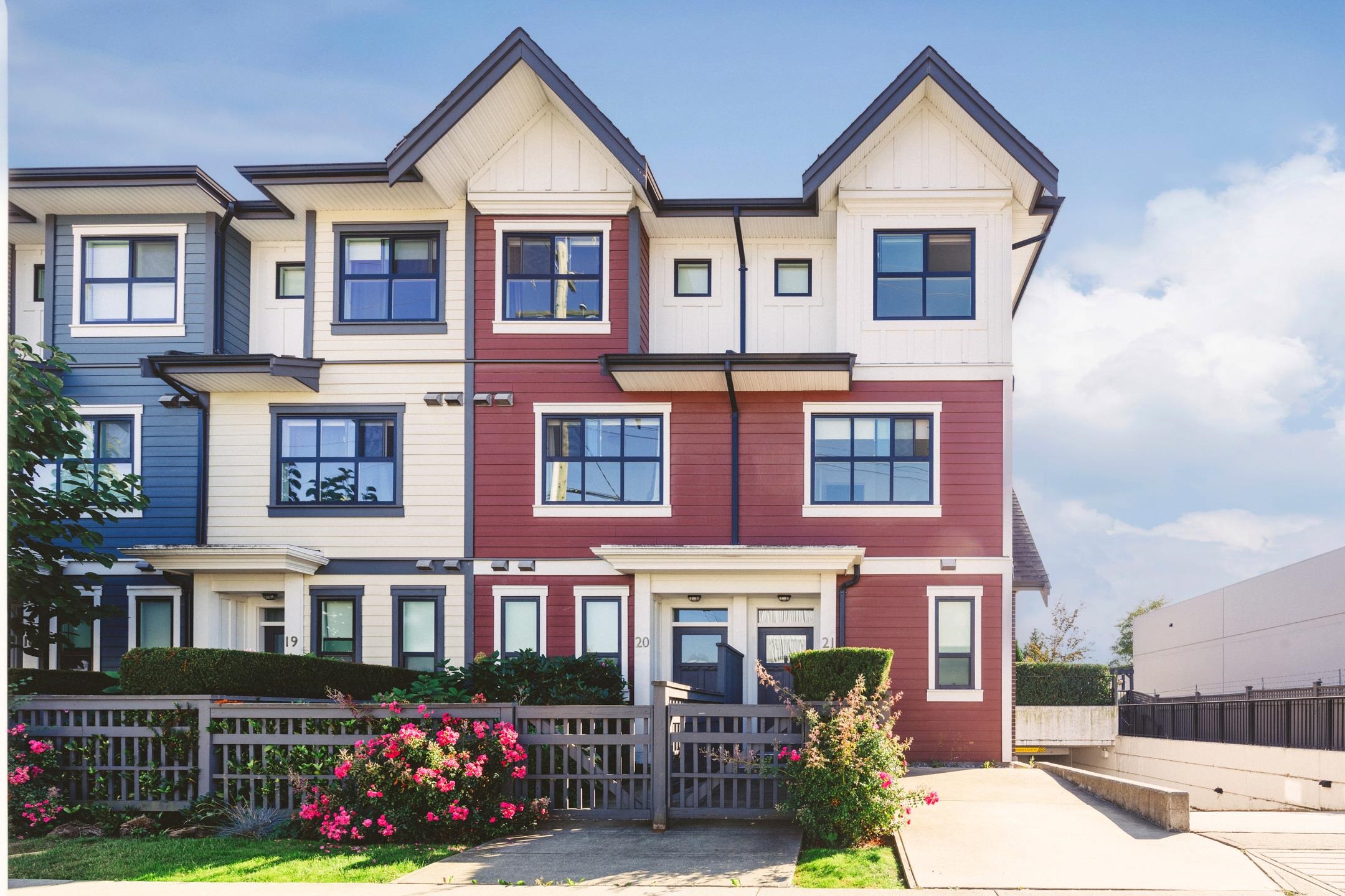 7039 Macpherson Avenue #21, Burnaby, BC V5J 4N4