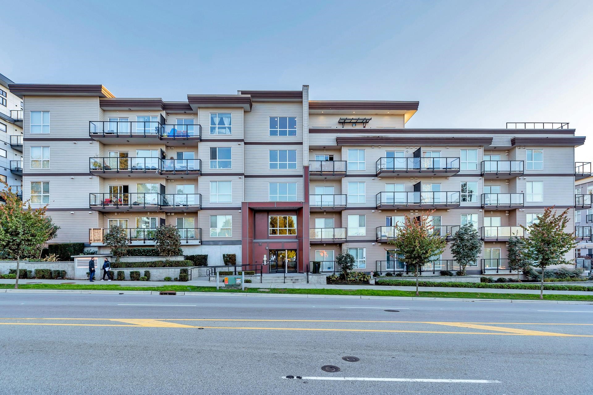 13768 108 Avenue #221, Surrey, BC V3T 0L9