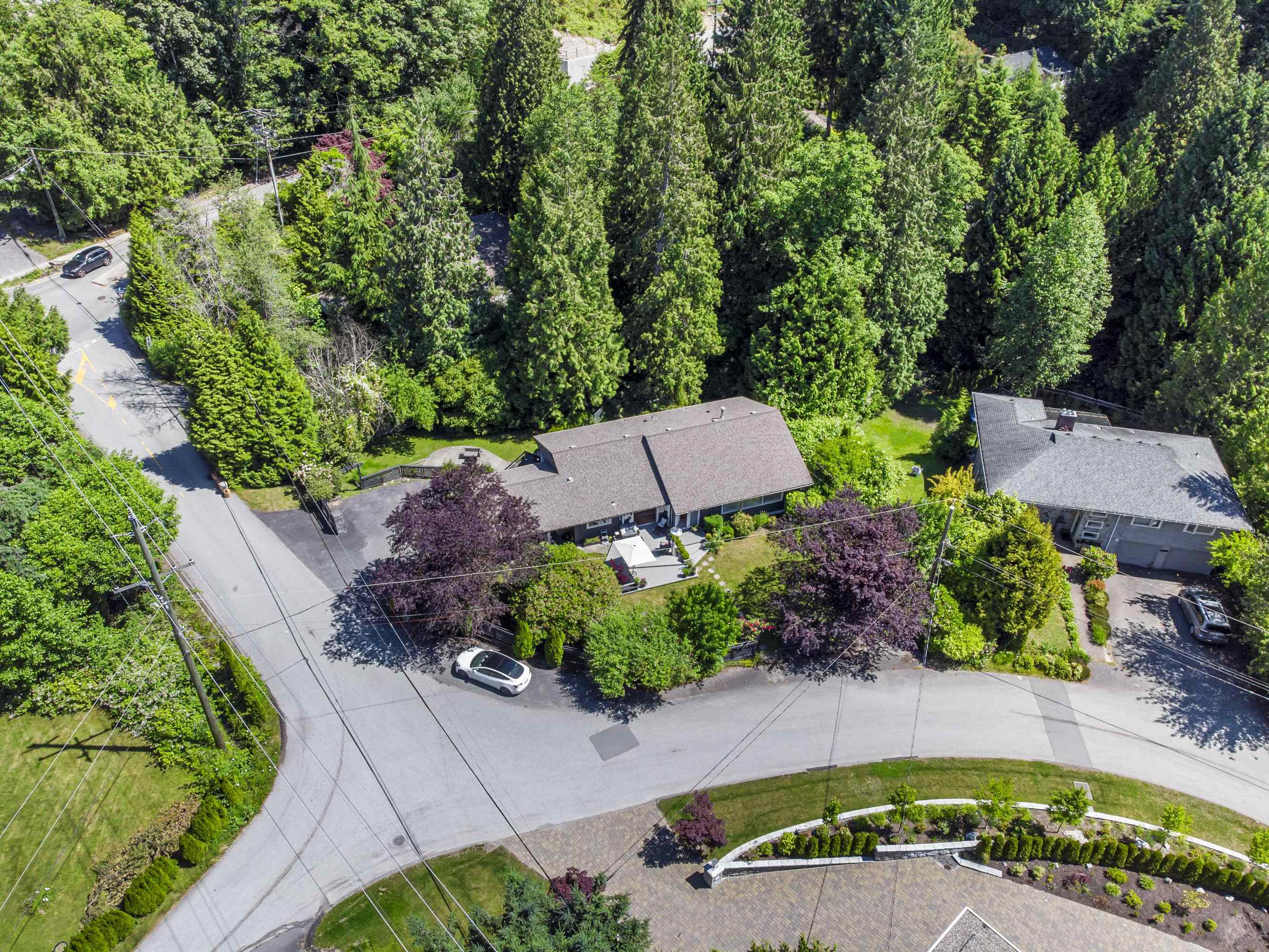 3420 Rockview Place, West Vancouver, BC V7V 3H3