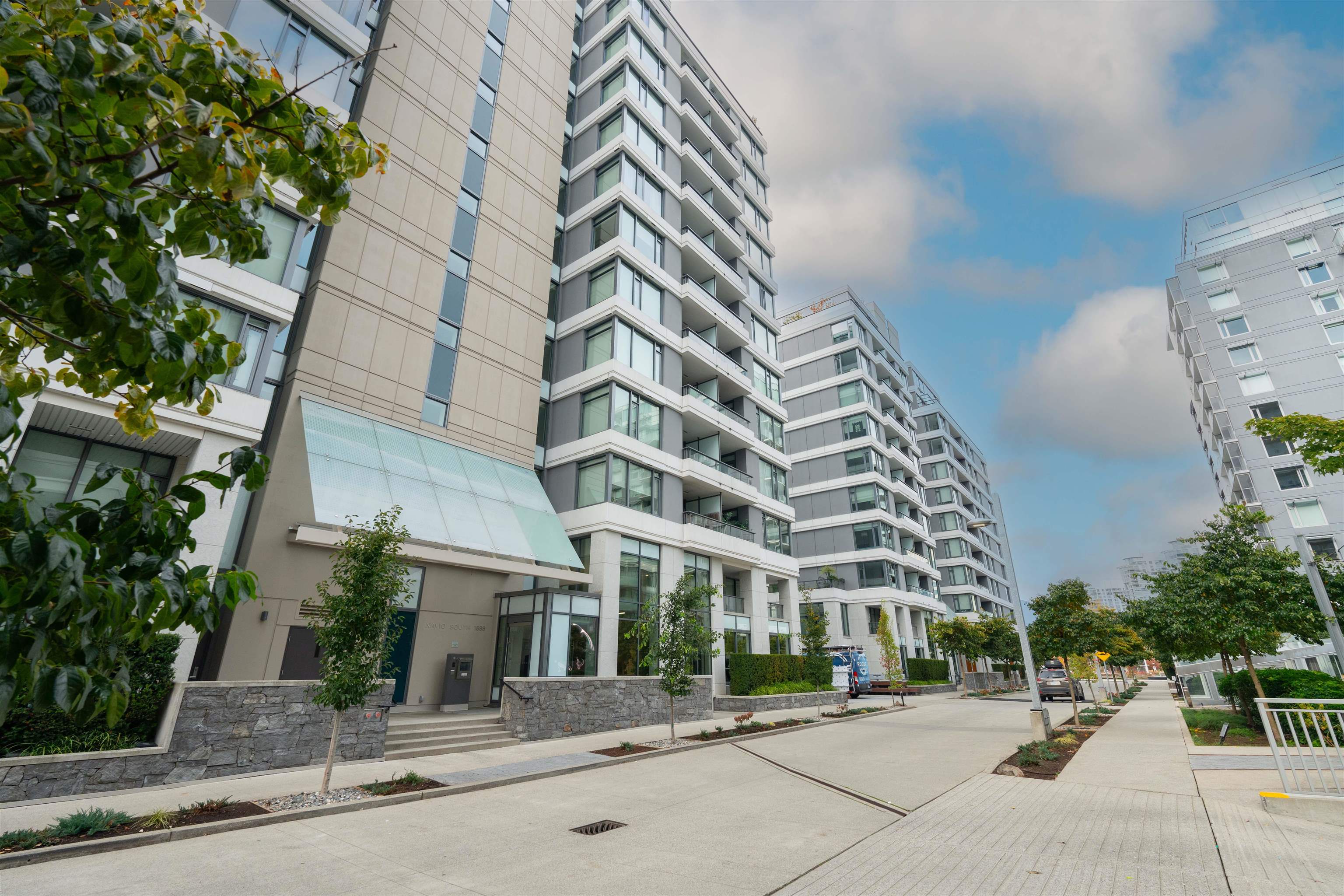 1688 Pullman Porter Street #701, Vancouver, BC V6A 0H3