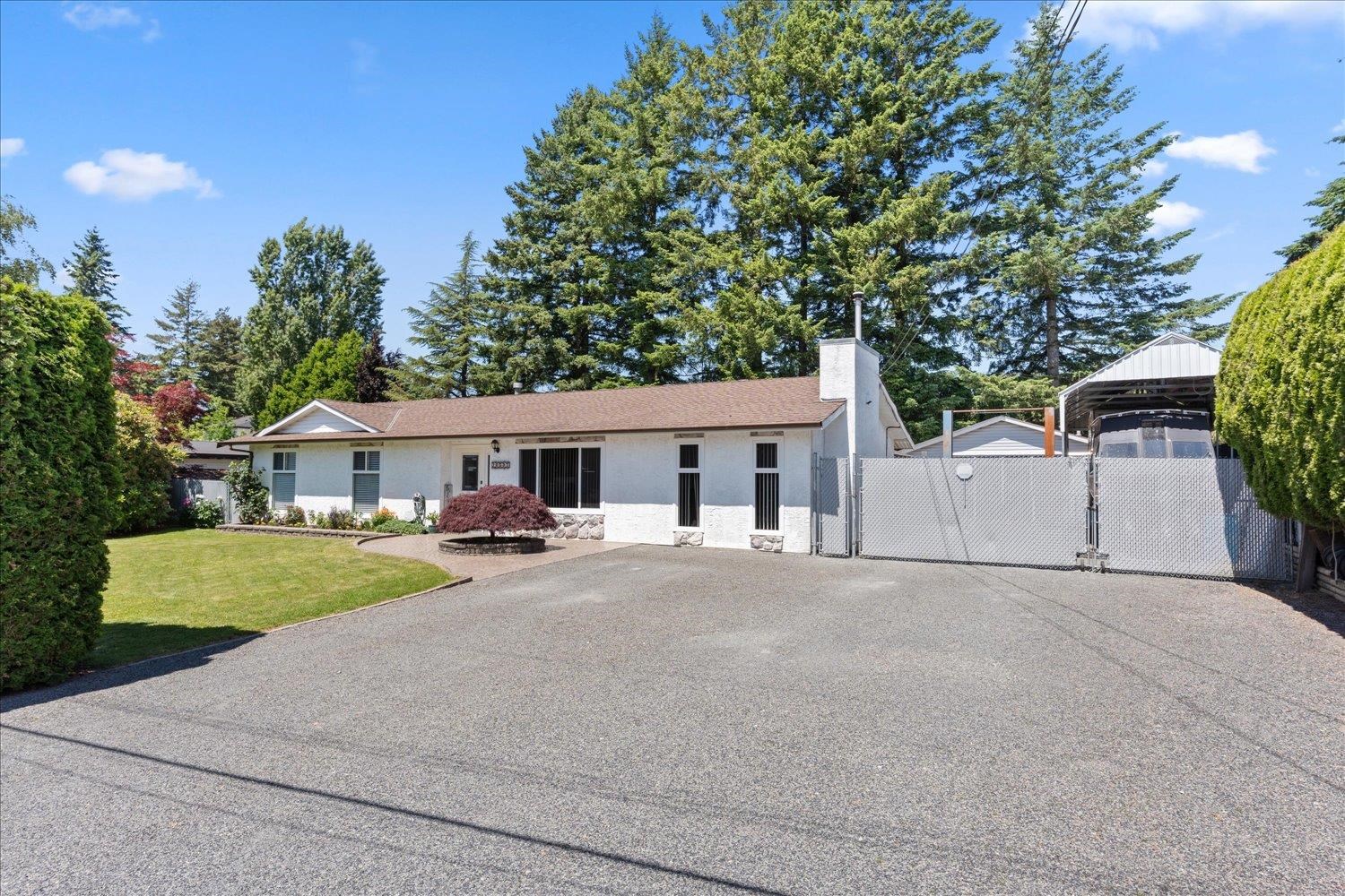 28b Avenue, Langley, BC V4W 3B1