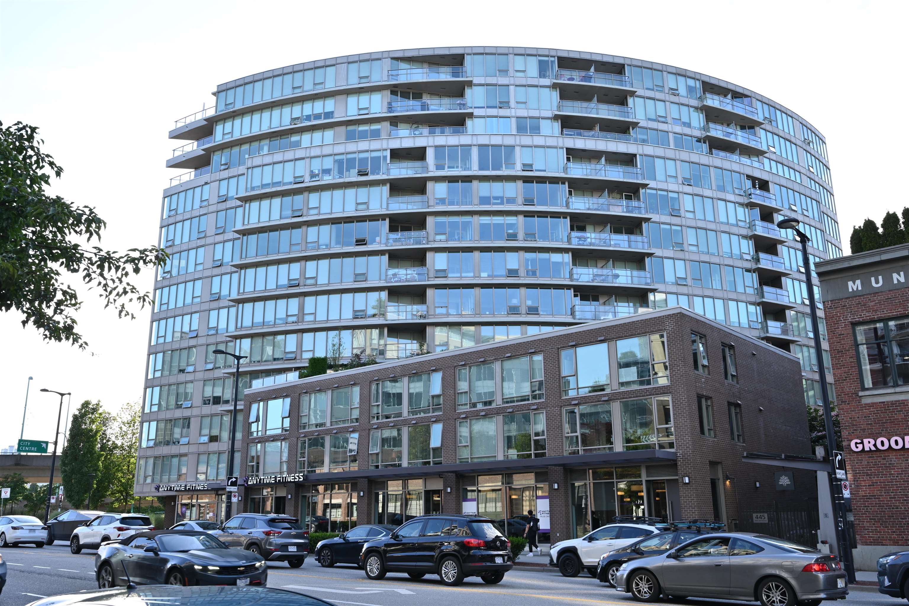 445 West 2nd Avenue #410, Vancouver, BC V5Y 0E8