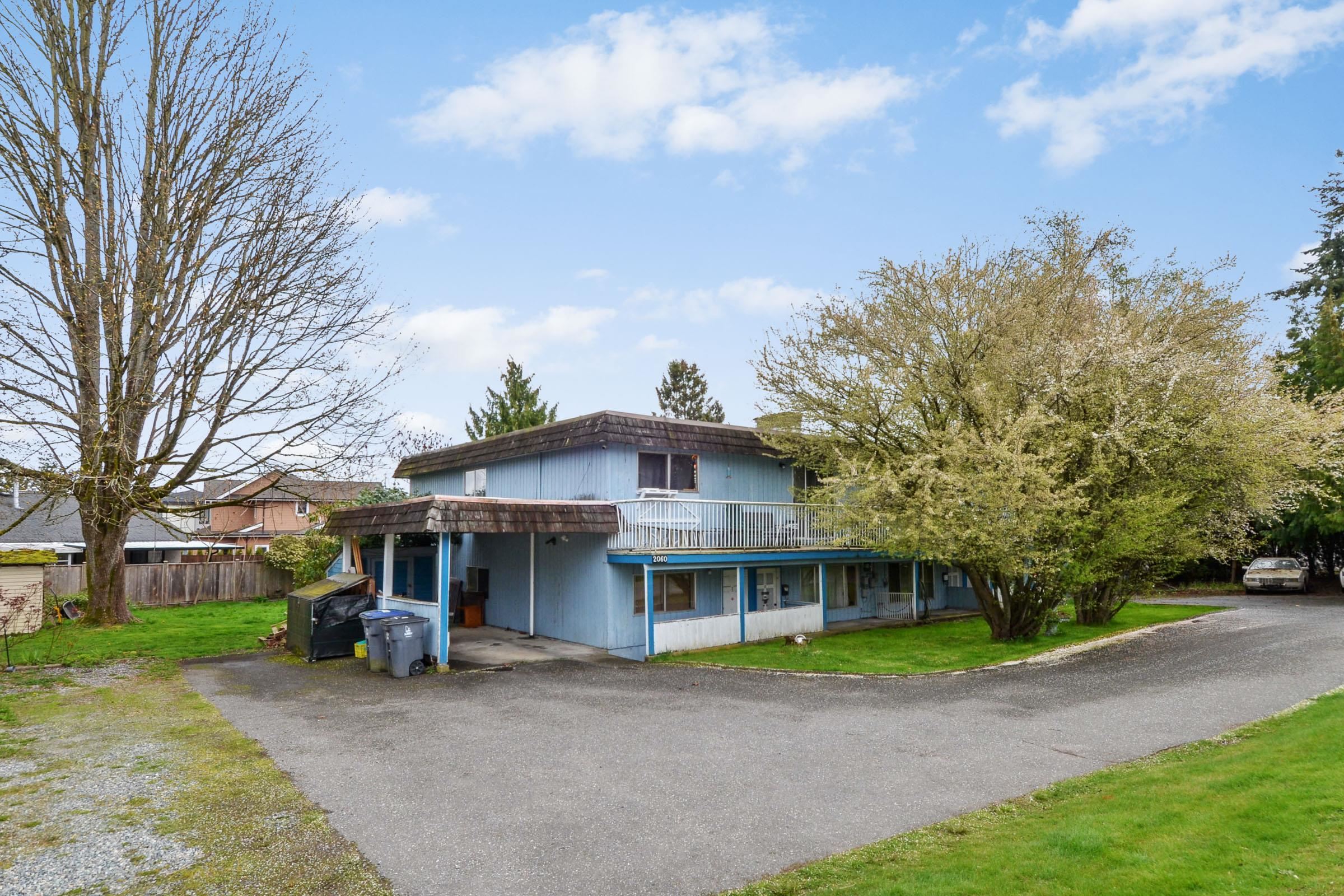 2060 156 Street #2058, Surrey, BC V4A 4V1