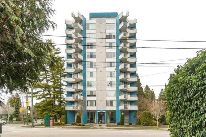 4691 West 10th Avenue #202, Vancouver, BC V6R 2J3