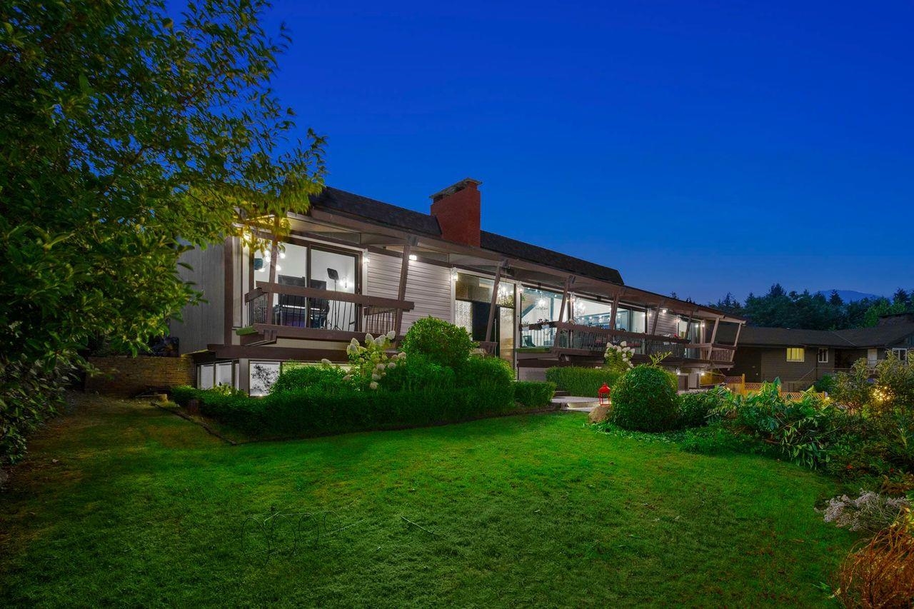 1259 Chartwell Place, West Vancouver, BC V7S 2S2