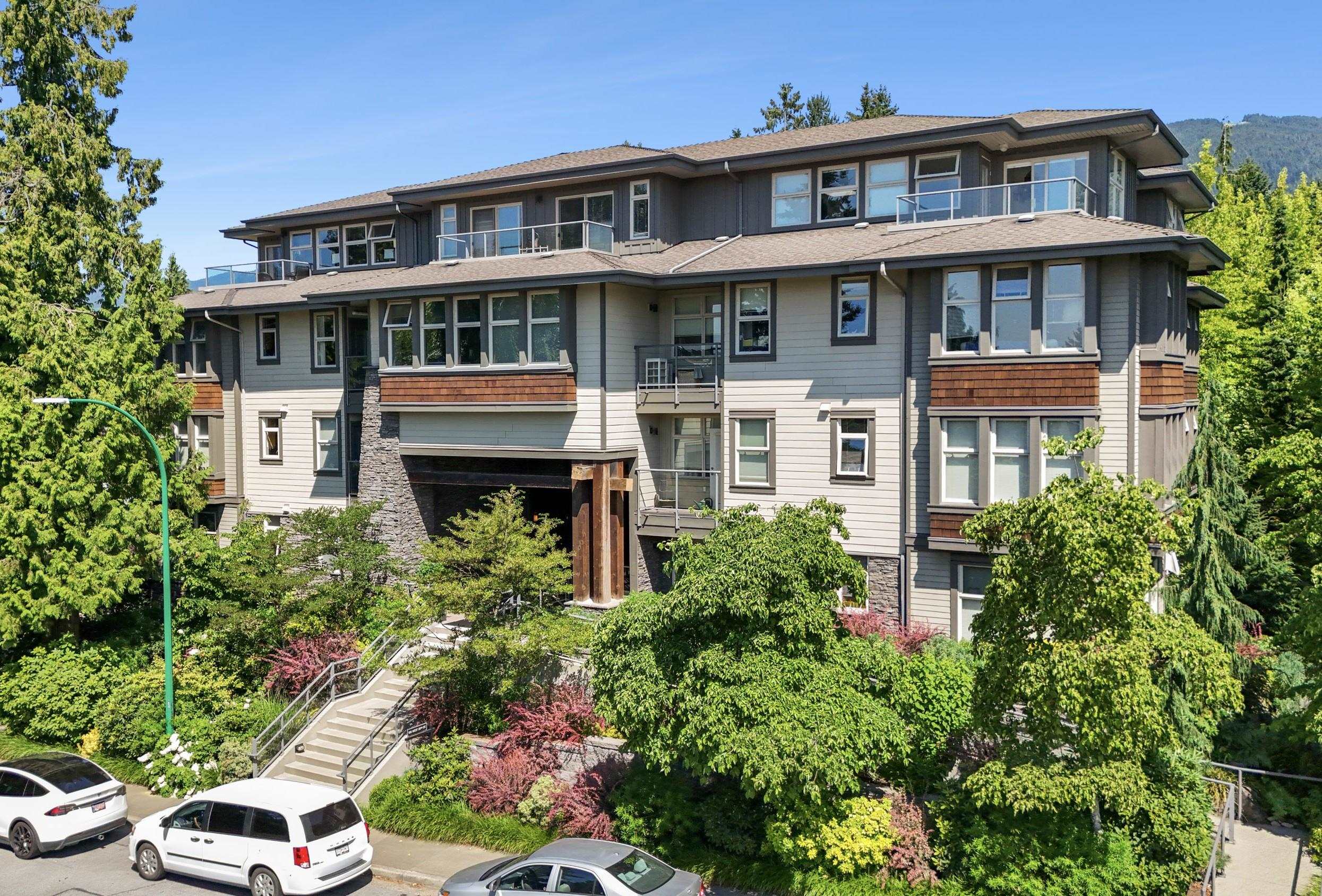 188 West 29th Street #208, North Vancouver, BC V7N 0A2