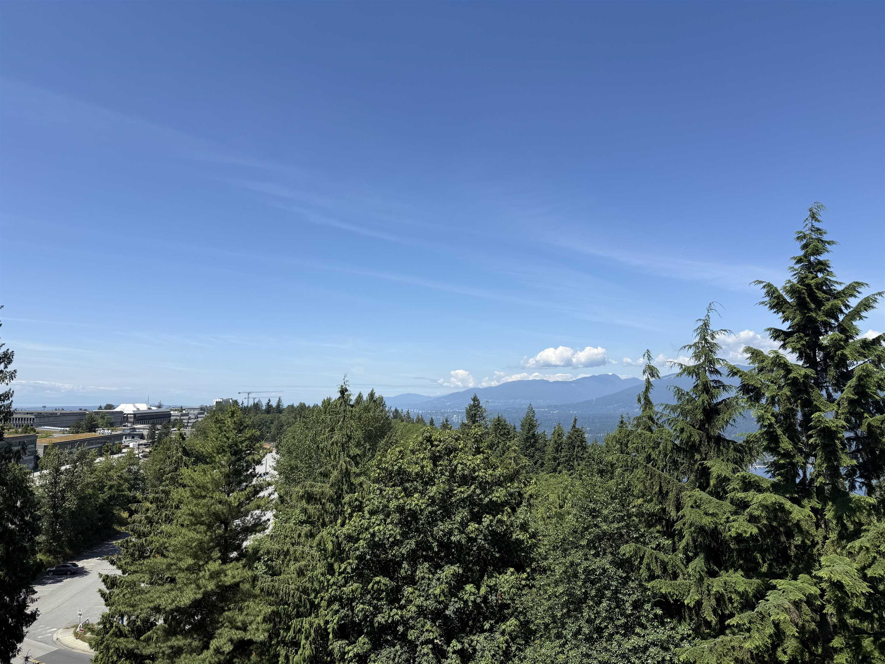 8850 University Crescent #609, Burnaby, BC V5A 0C8
